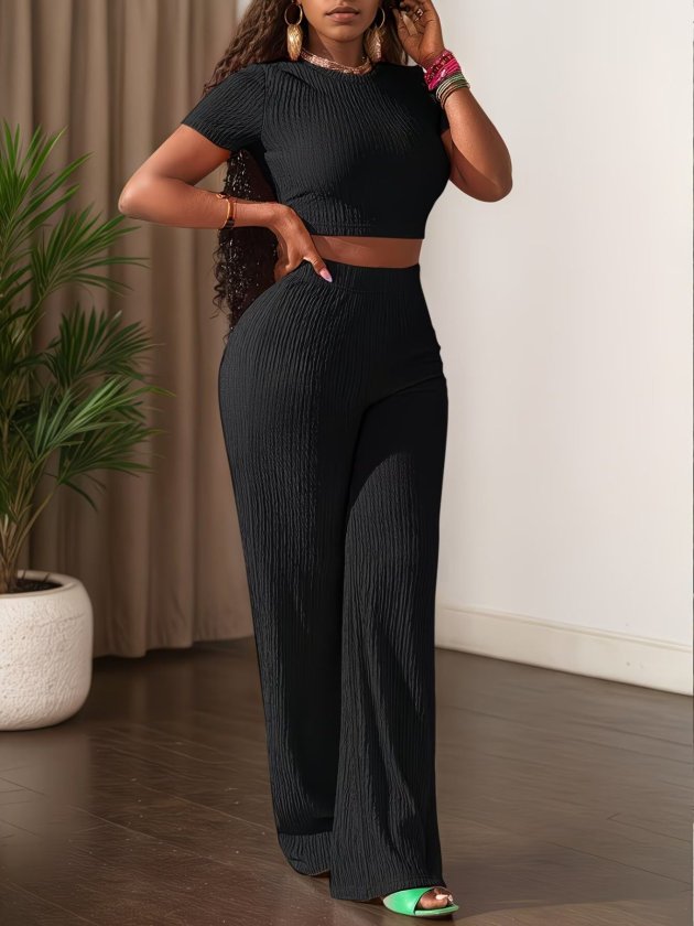 Women's Short-Sleeve Crew-Neck Crinkled Crop Top and Pants Two-Piece Set