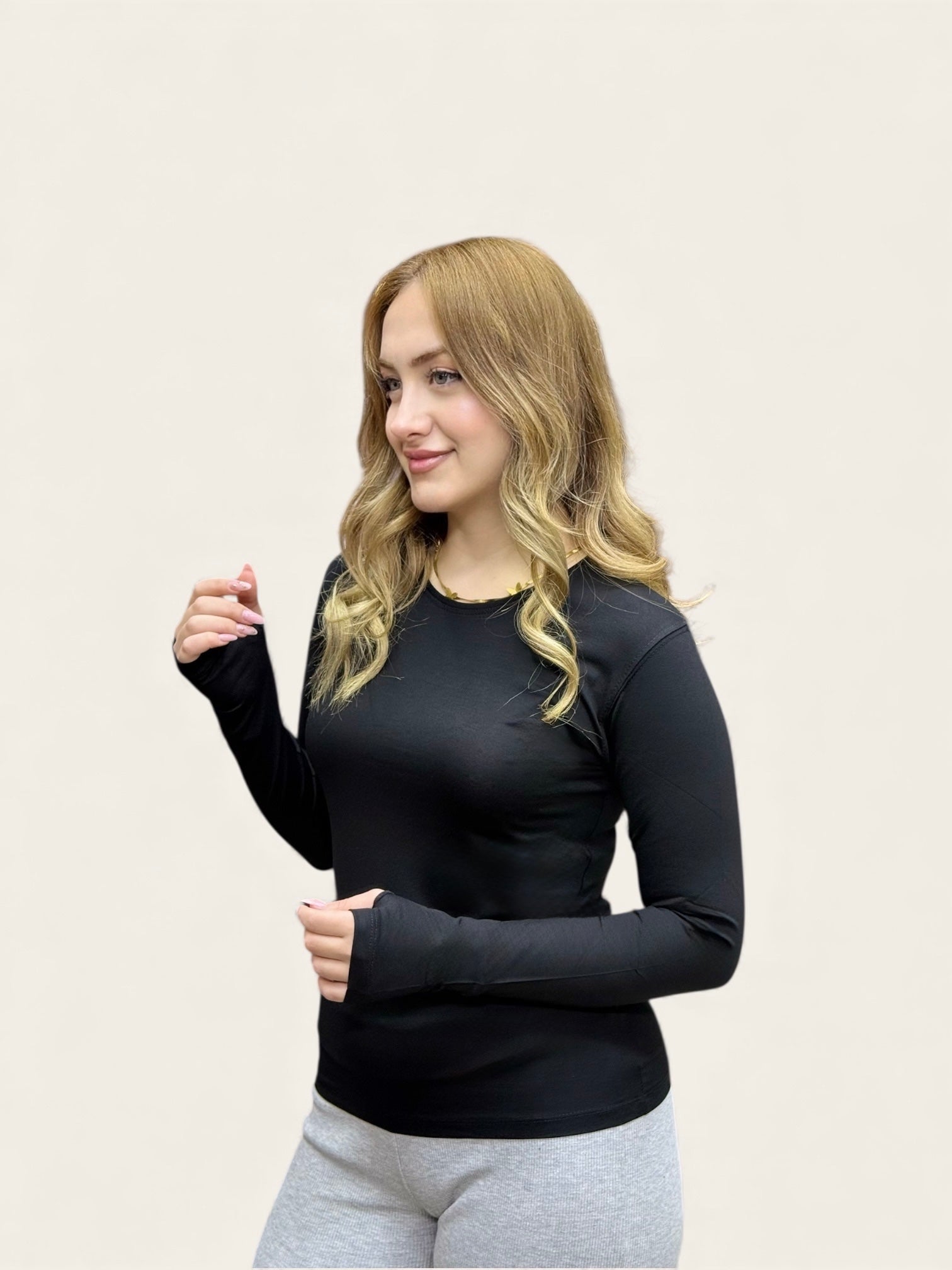 PARMAK GEÇMELİ BADİ