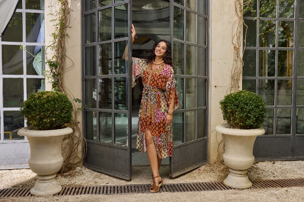 21075 BAYAN UZUN ELBİSE