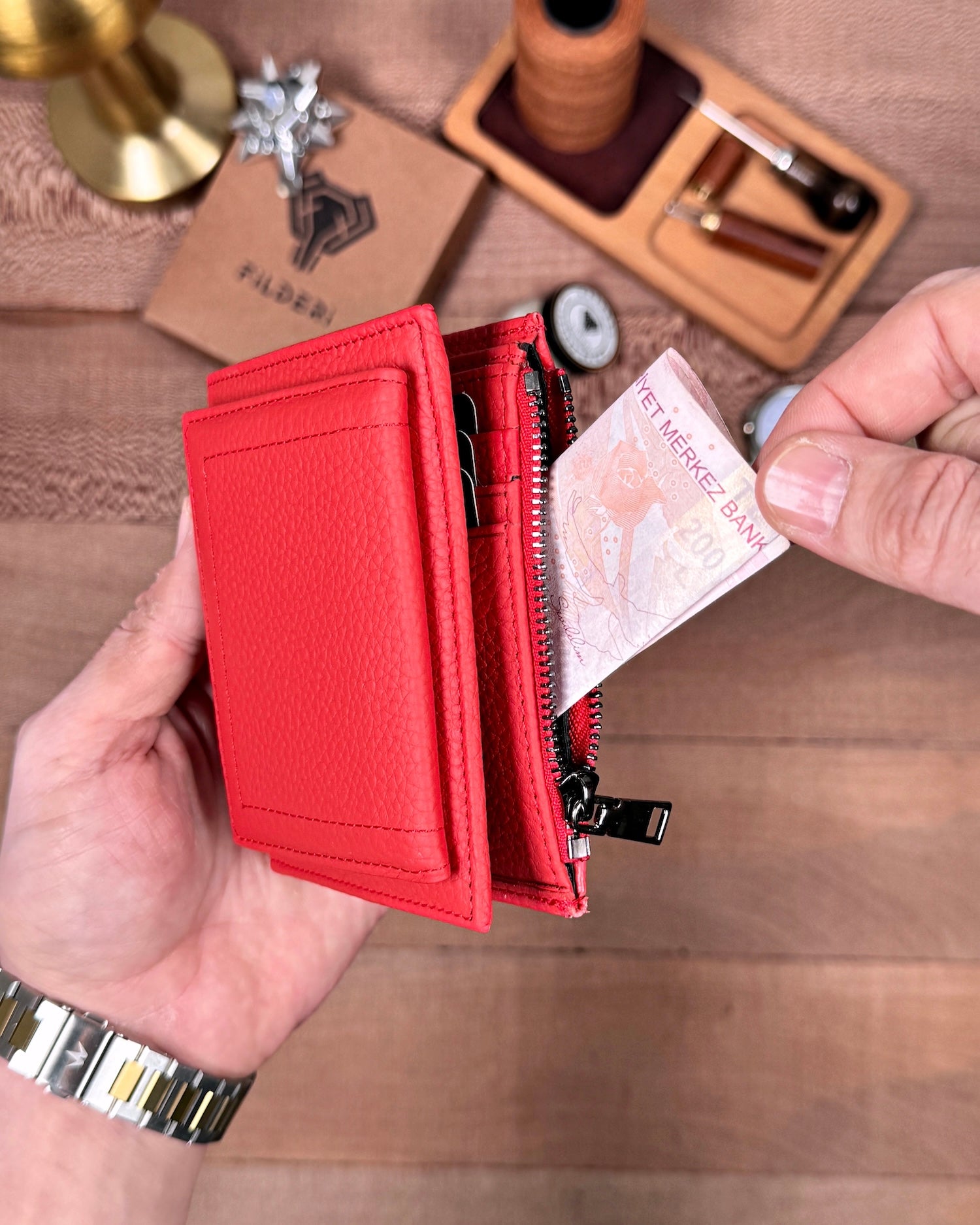 Fonksiyonel Küçük Kadın Cüzdanı – Hakiki Deri Kırmızı | 2150