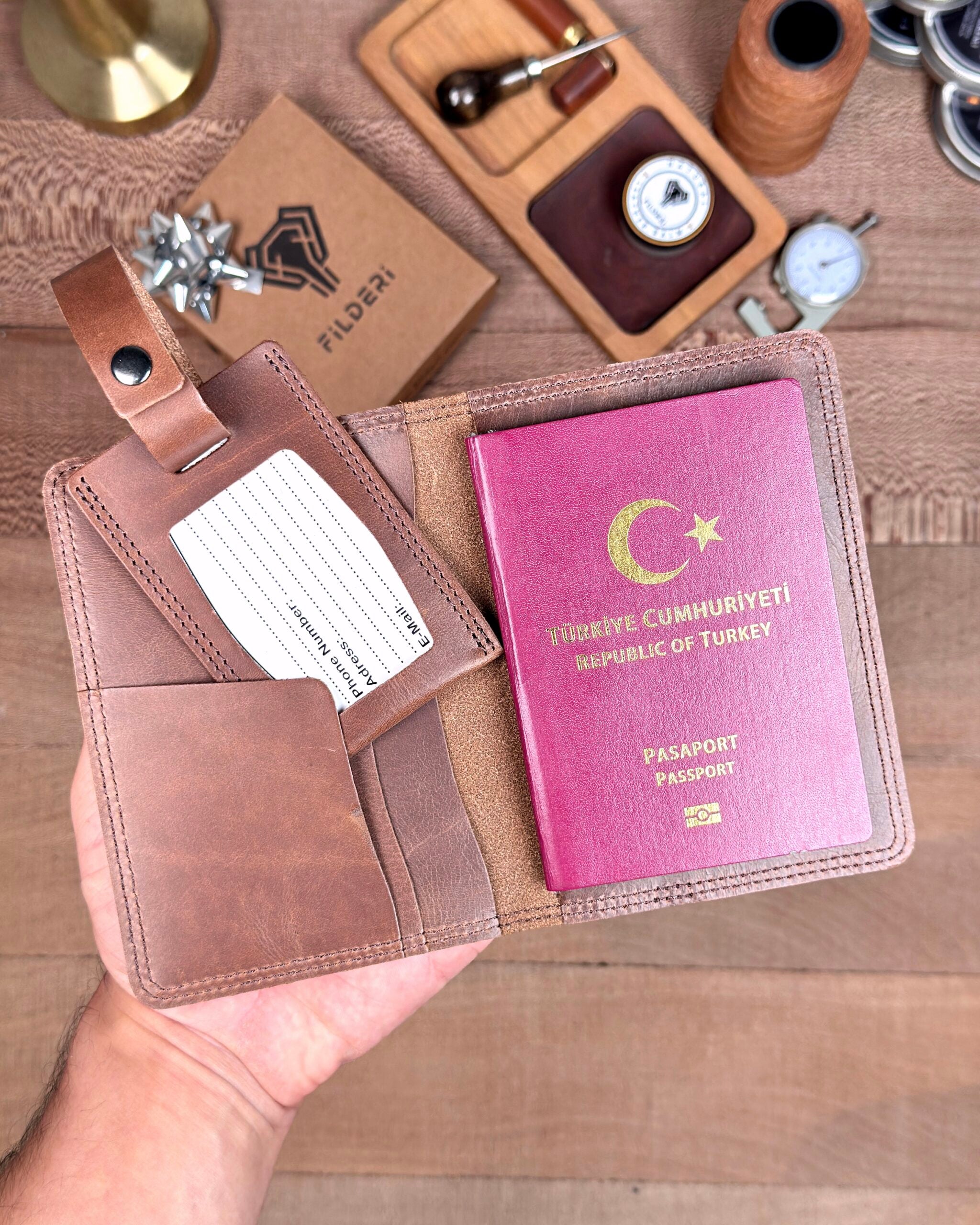 Pasaport Kabı ve Valiz Etiketi Hakiki Deri 2038 - Parlak Kahve