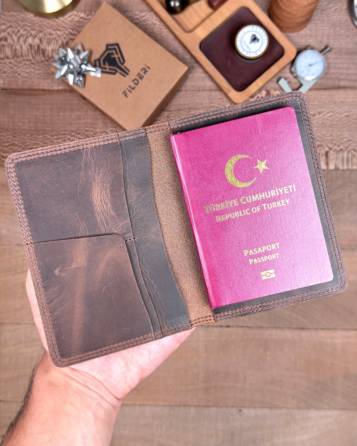 Pasaport Kabı ve Valiz Etiketi Hakiki Deri 2038 - Kahve