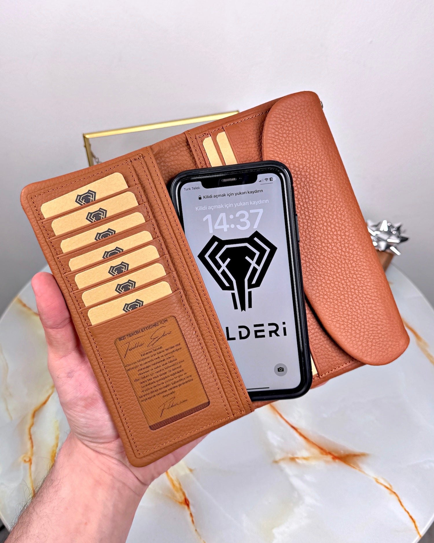 Telefon Bölmeli Cüzdan – Taba Yumuşak Hakiki Deri | 2049