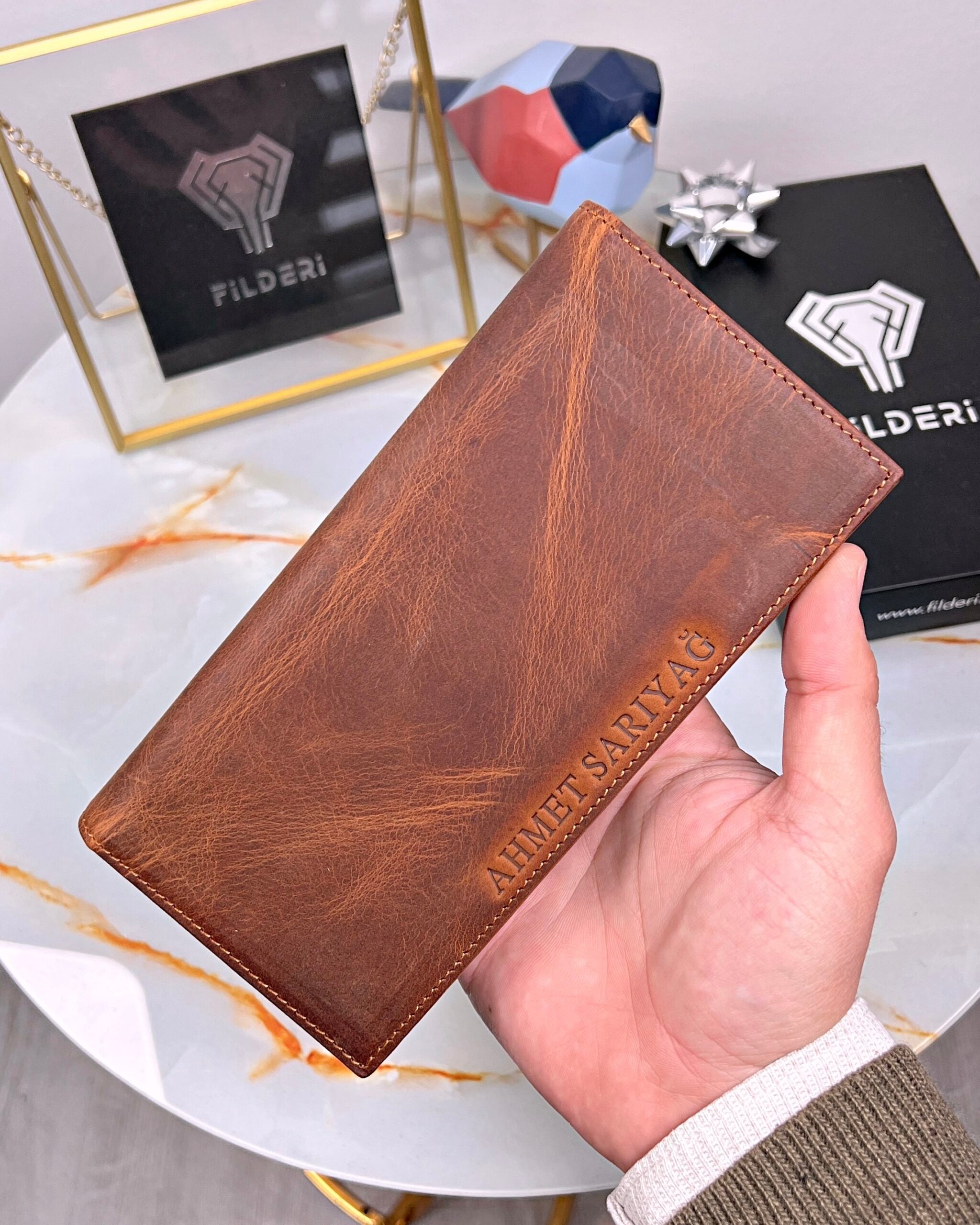 Telefon Bölmeli Cüzdan – Fındık Renk, Mıknatıslı Hakiki Deri | 2047