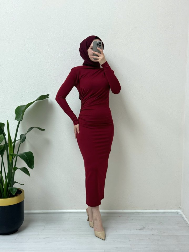 Yanı Büzgülü Uzun Skuba Elbise -Bordo