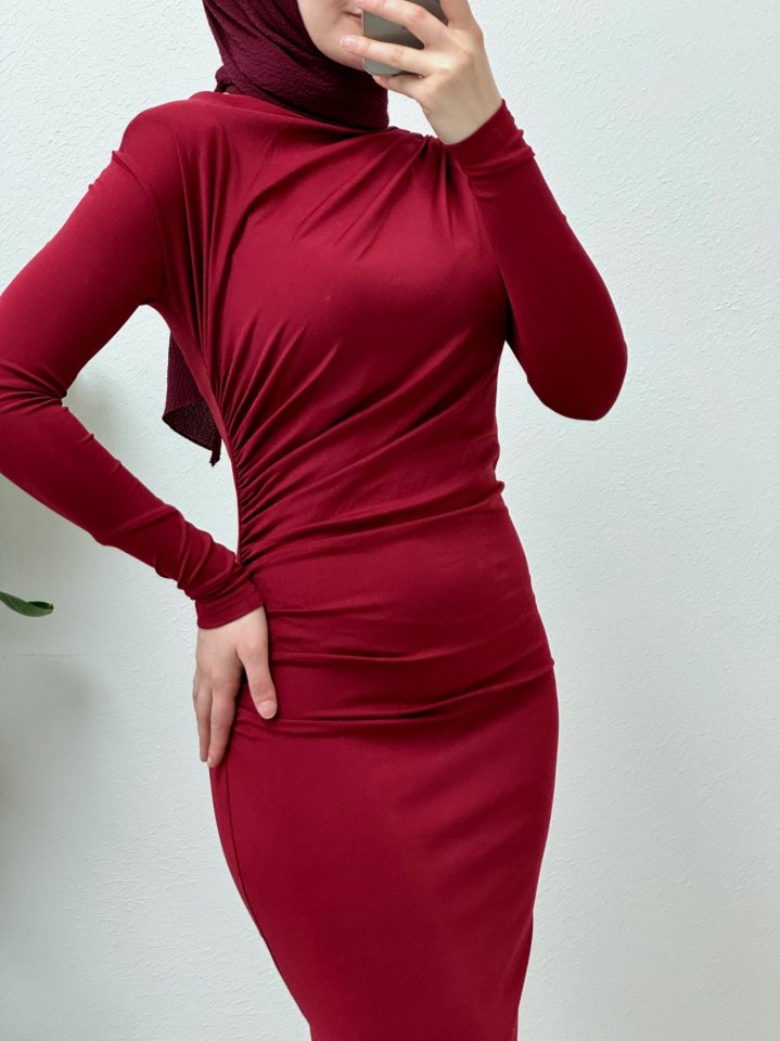 Yanı Büzgülü Uzun Skuba Elbise -Bordo