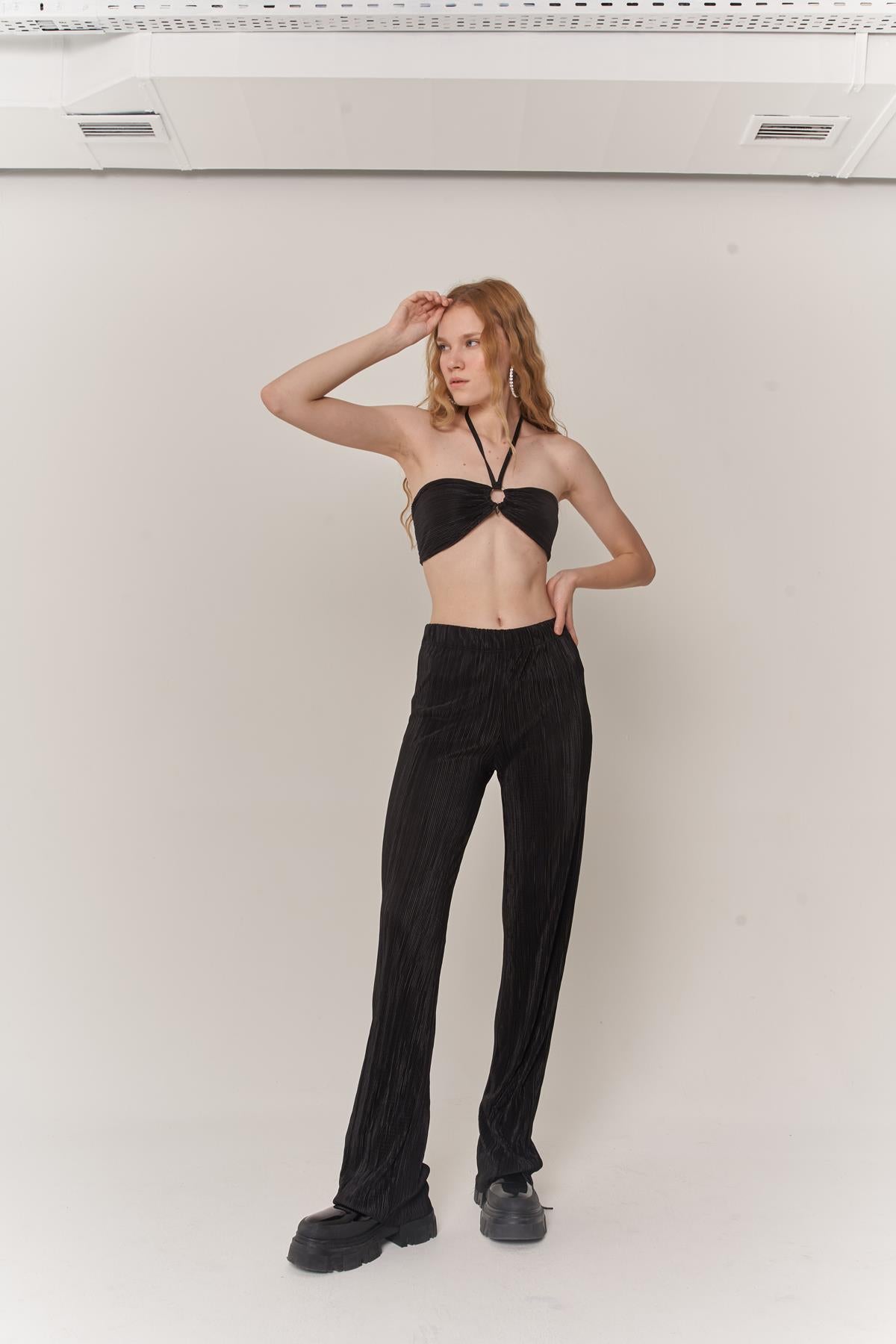 Kadın Siyah Crop Bağlamalı Cardy Bluz