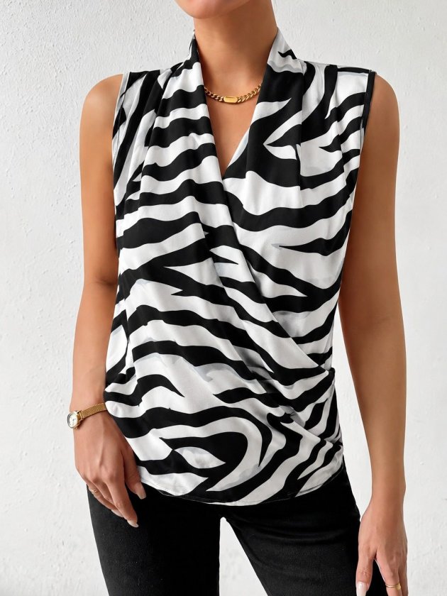 Women's Sleeveless Cross-Over Neckline Patterned Sandy Blouse