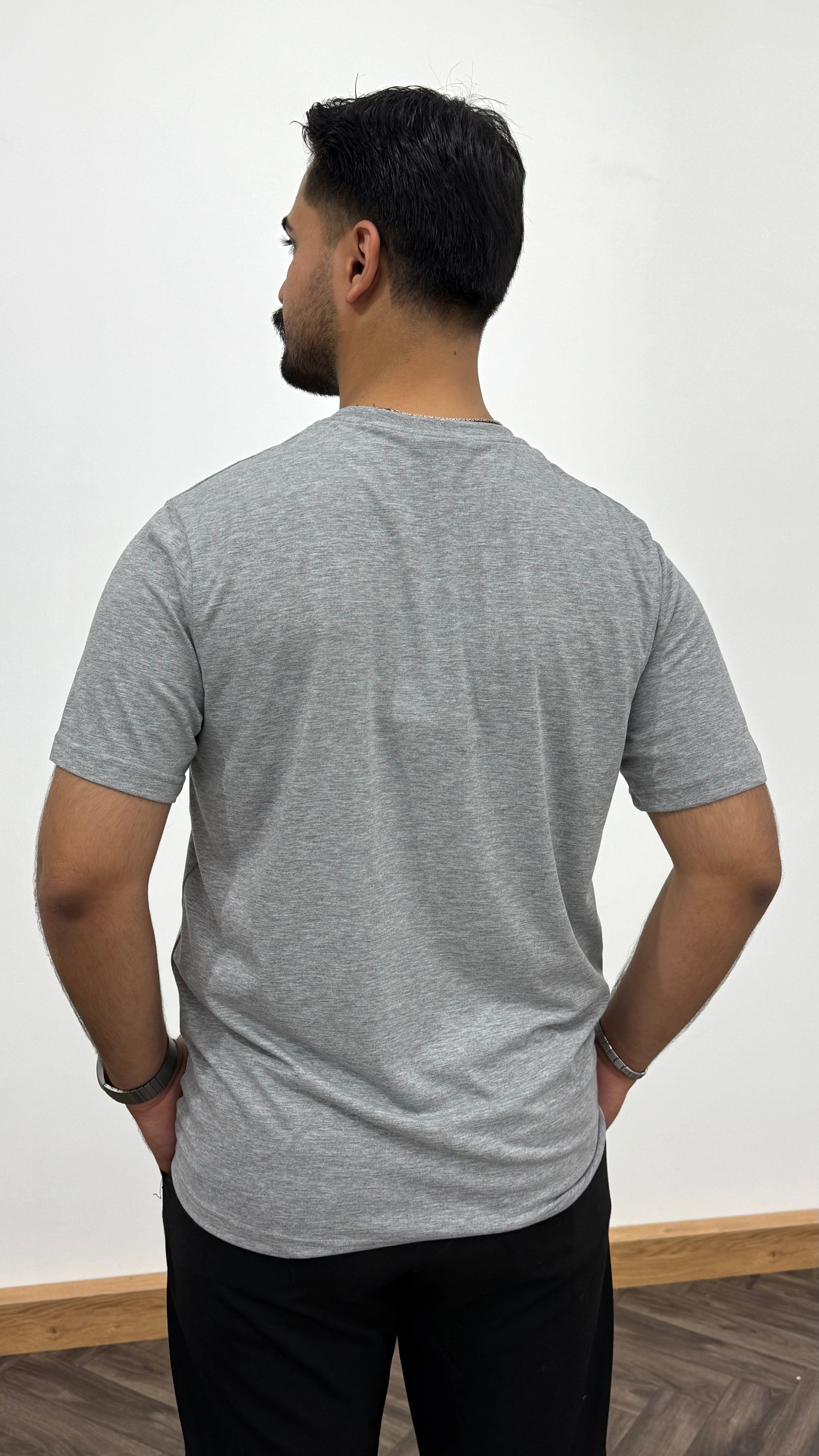 BİSİKLET YAKA NAKIŞ BASKILI TSHİRT