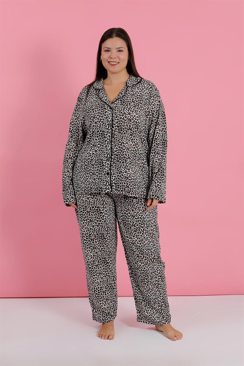 Akbeniz Kadın Büyük Beden Leopar Desenli Düğmeli Pijama Takımı