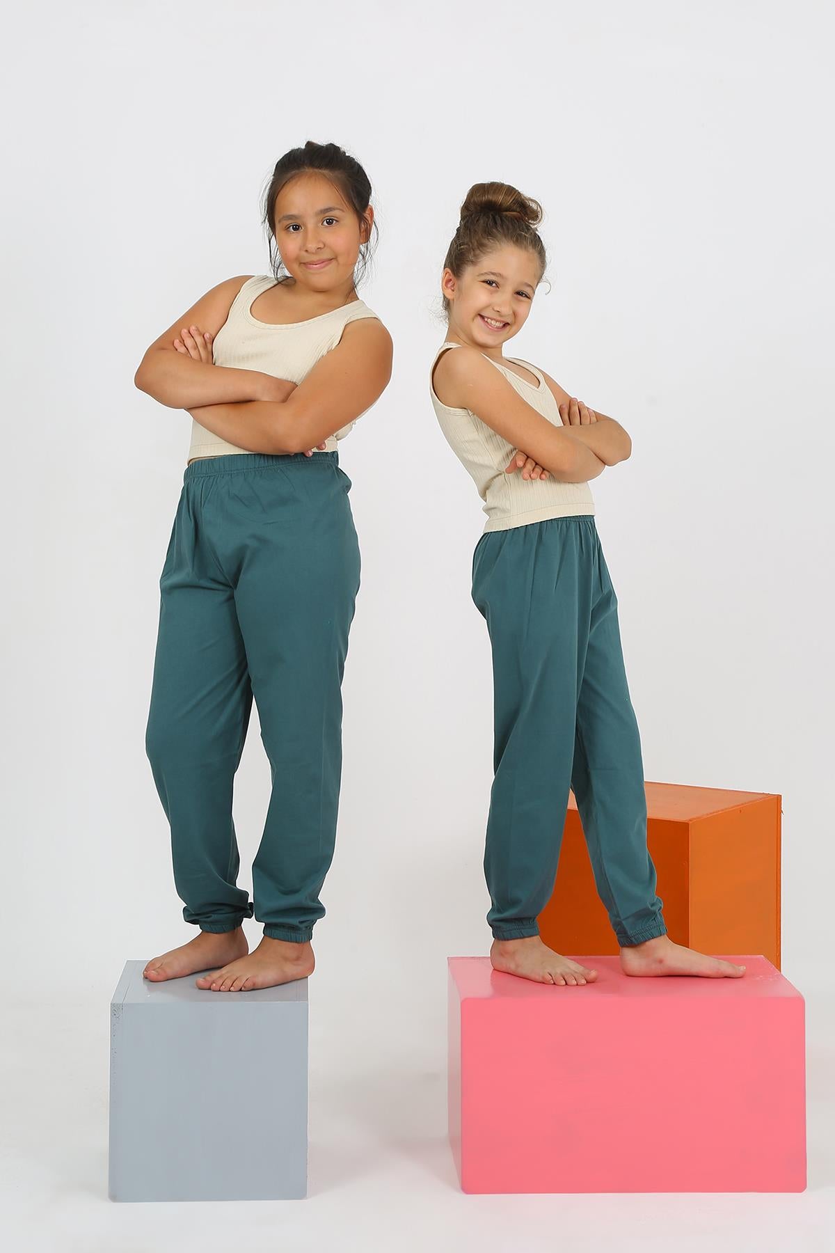 Akbeniz Kız Çocuk Sıfır Kol Ten Rengi Penye Pijama Takım 20433