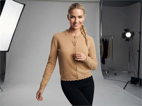 Anne ve Kız Çocuk Gold Düğmeli Fırfır Kenarlı Kadın Triko Hırka