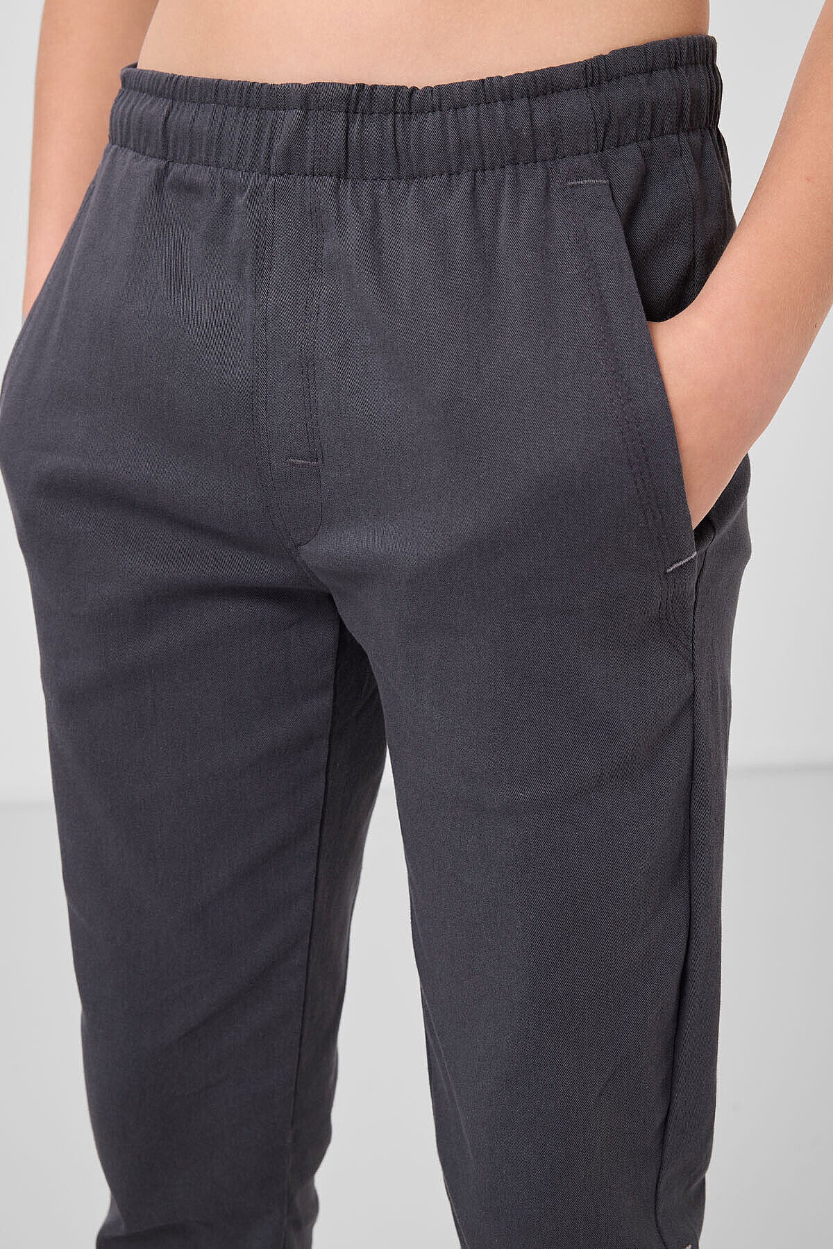 Antrasit Standart Fit Dokuma Hafif Esnek Chino Erkek Çocuk Pantolon - 11272