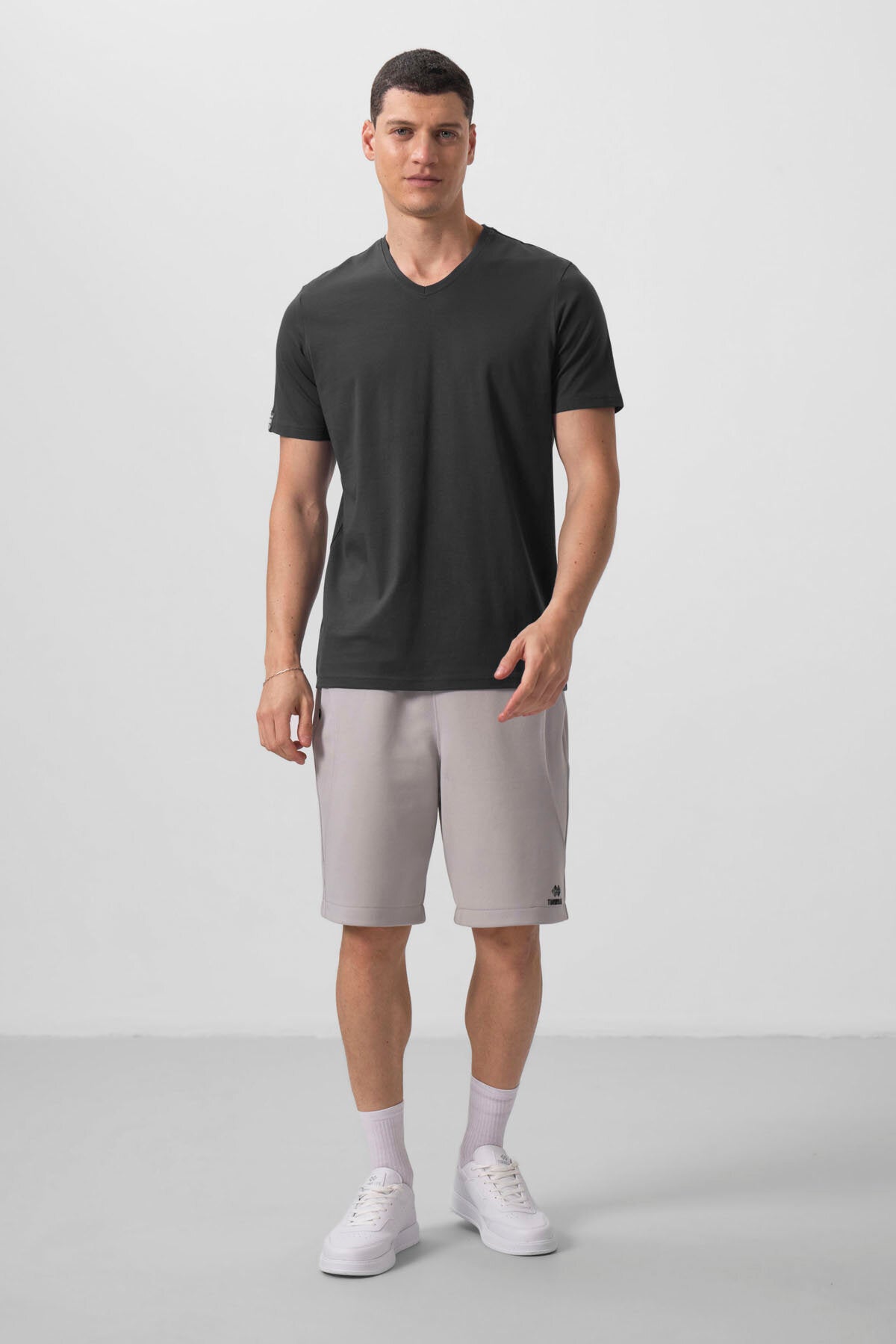 Antrasit Basic Kısa Kol Standart Kalıp V Yaka Erkek T-Shirt - 87912