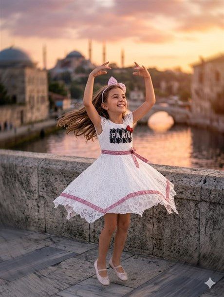Asimetrik Şeritli Kız Çocuk Beyaz Dantelli Elbise