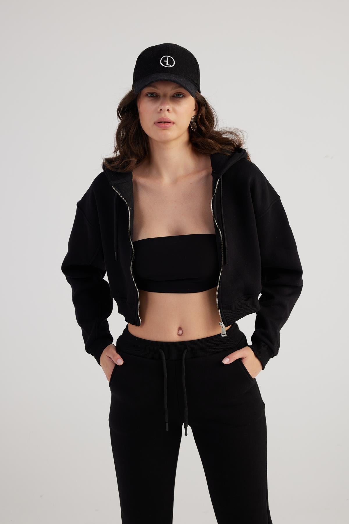 Kadın Siyah Kapüşonlu Uzun Kol Fermuarlı Crop Mixed Sweat