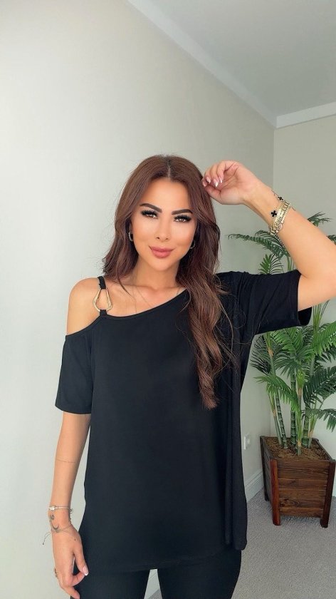 Kadın Kısa Kollu Tek Omuzdan Askılı Toka Detaylı Viskon Bluz