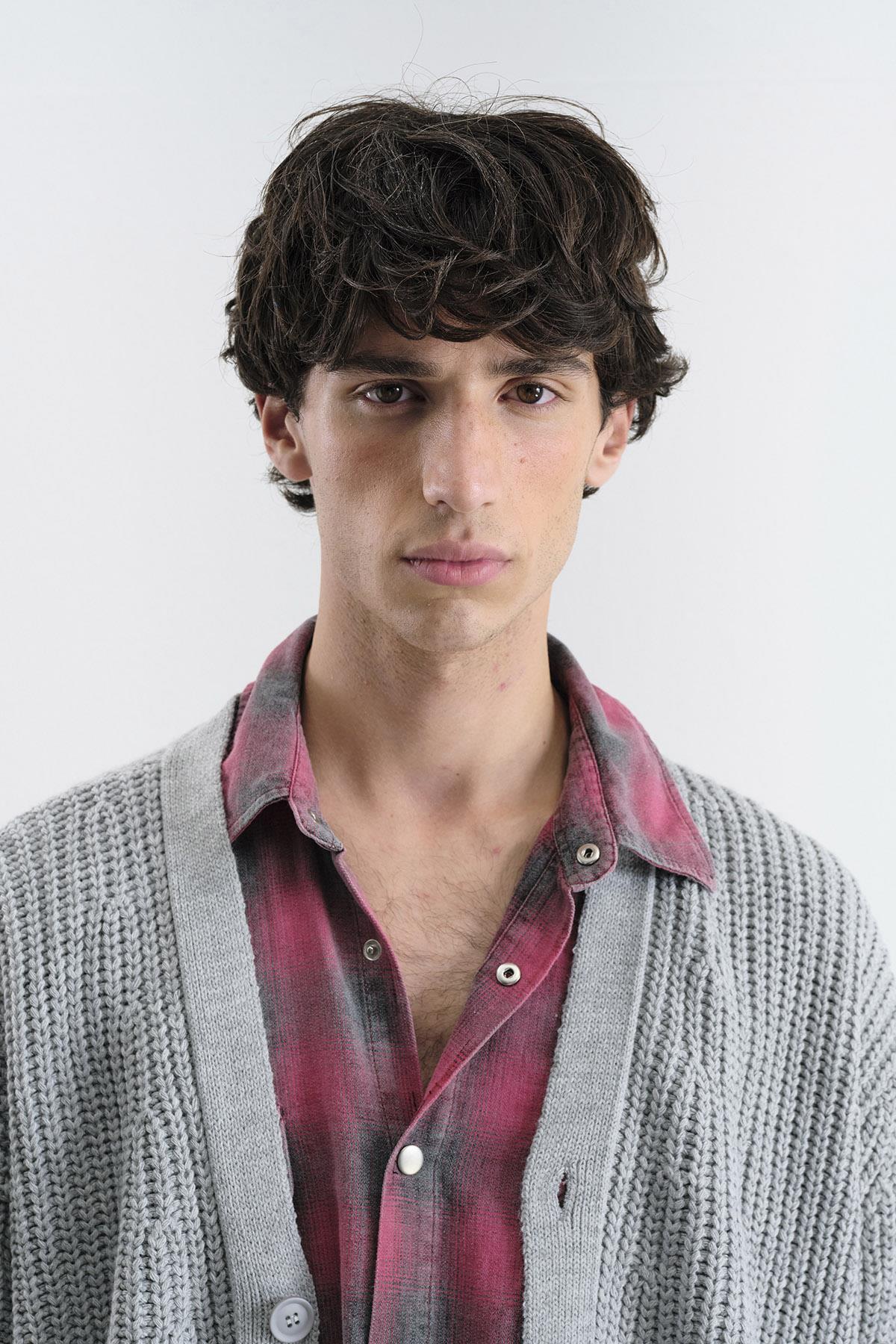 BASIC DOKULU GRİ HIRKA