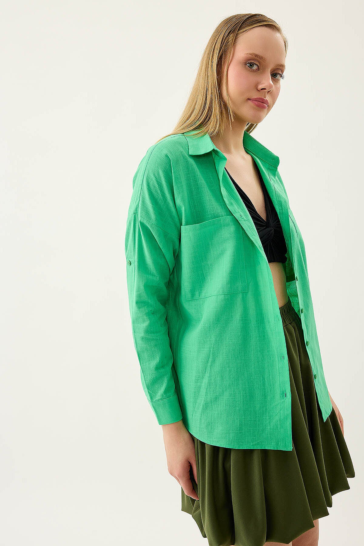 Basic Oversize Önden Cepli Gömlek