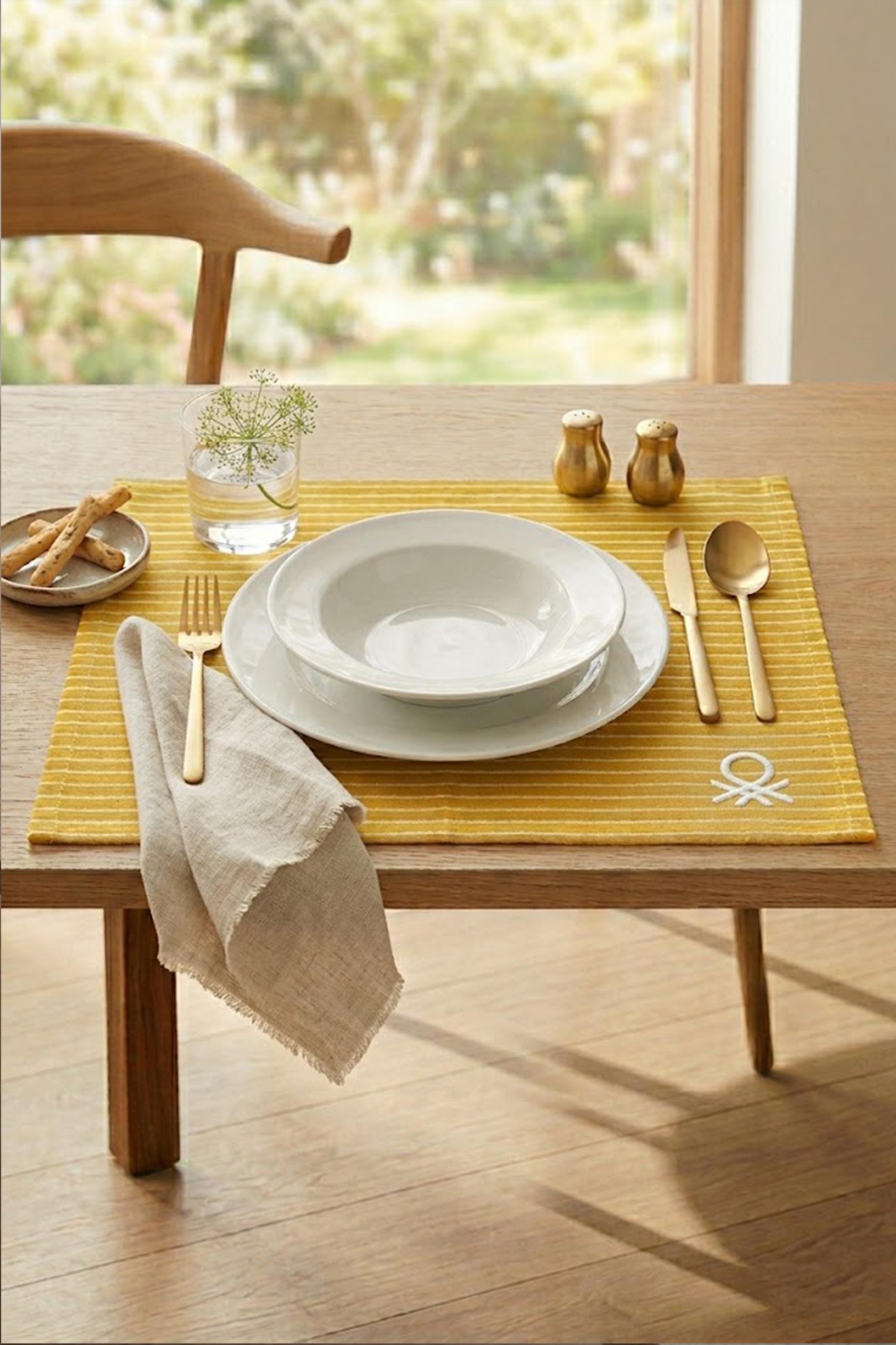 Be-28460-Ye   Sarı Amerikan Servis Çizgili 4 Lü 33,50 Cm