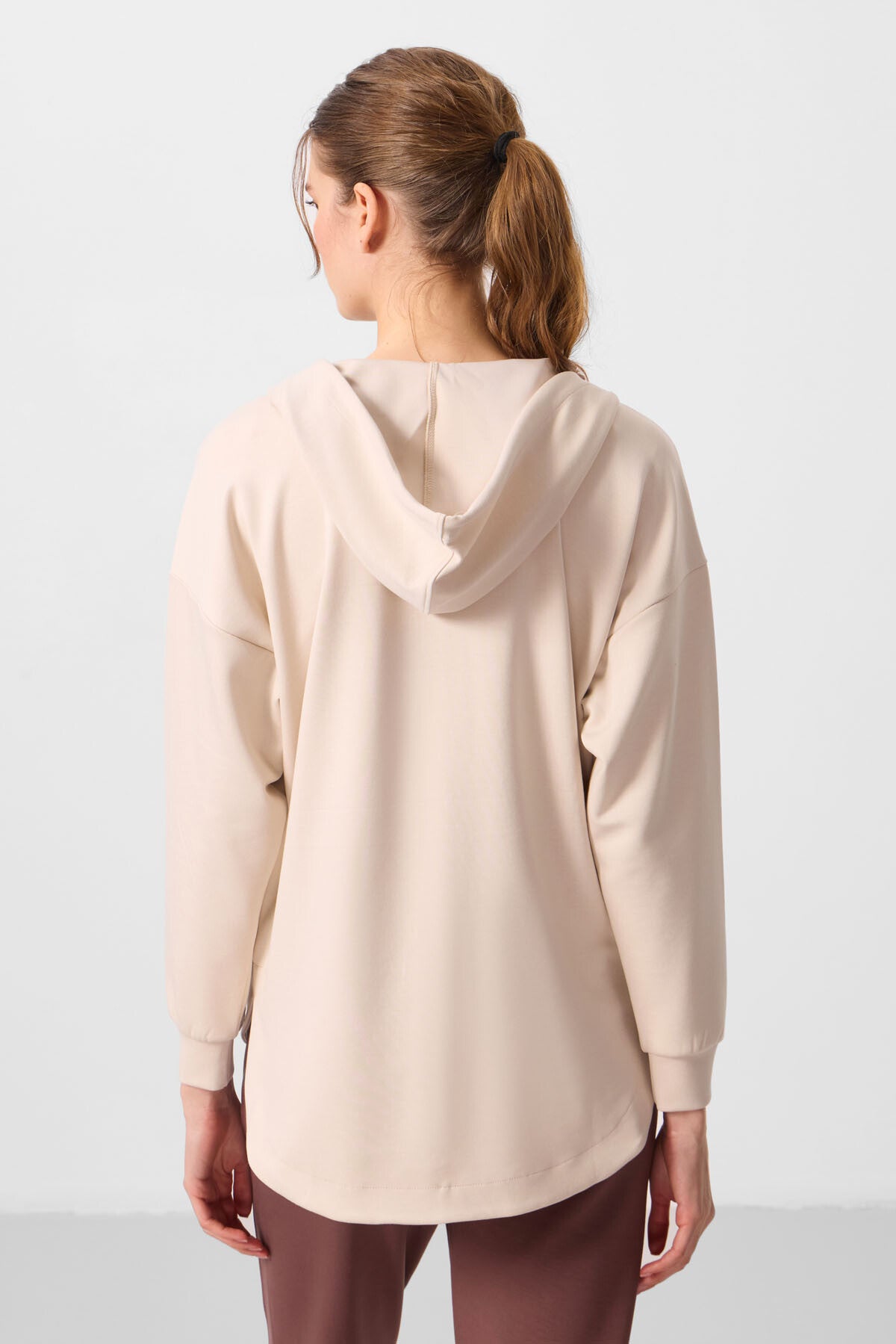 Bej Yumuşak Dokulu Kapüşonlu Oversize Kadın Tunik Sweatshirt - 97302