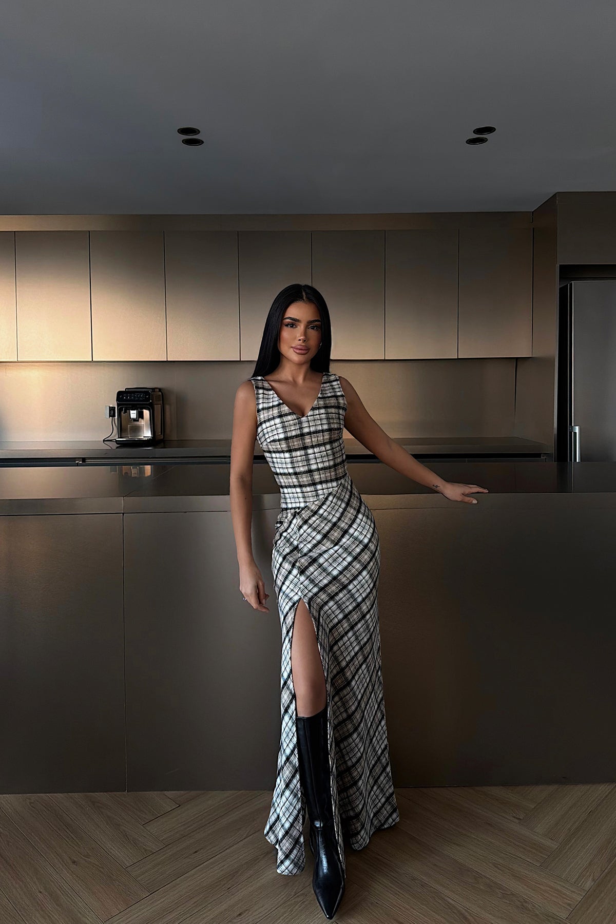 Briar Yırtmaçlı Ekose Uzun Elbise ATE-4232