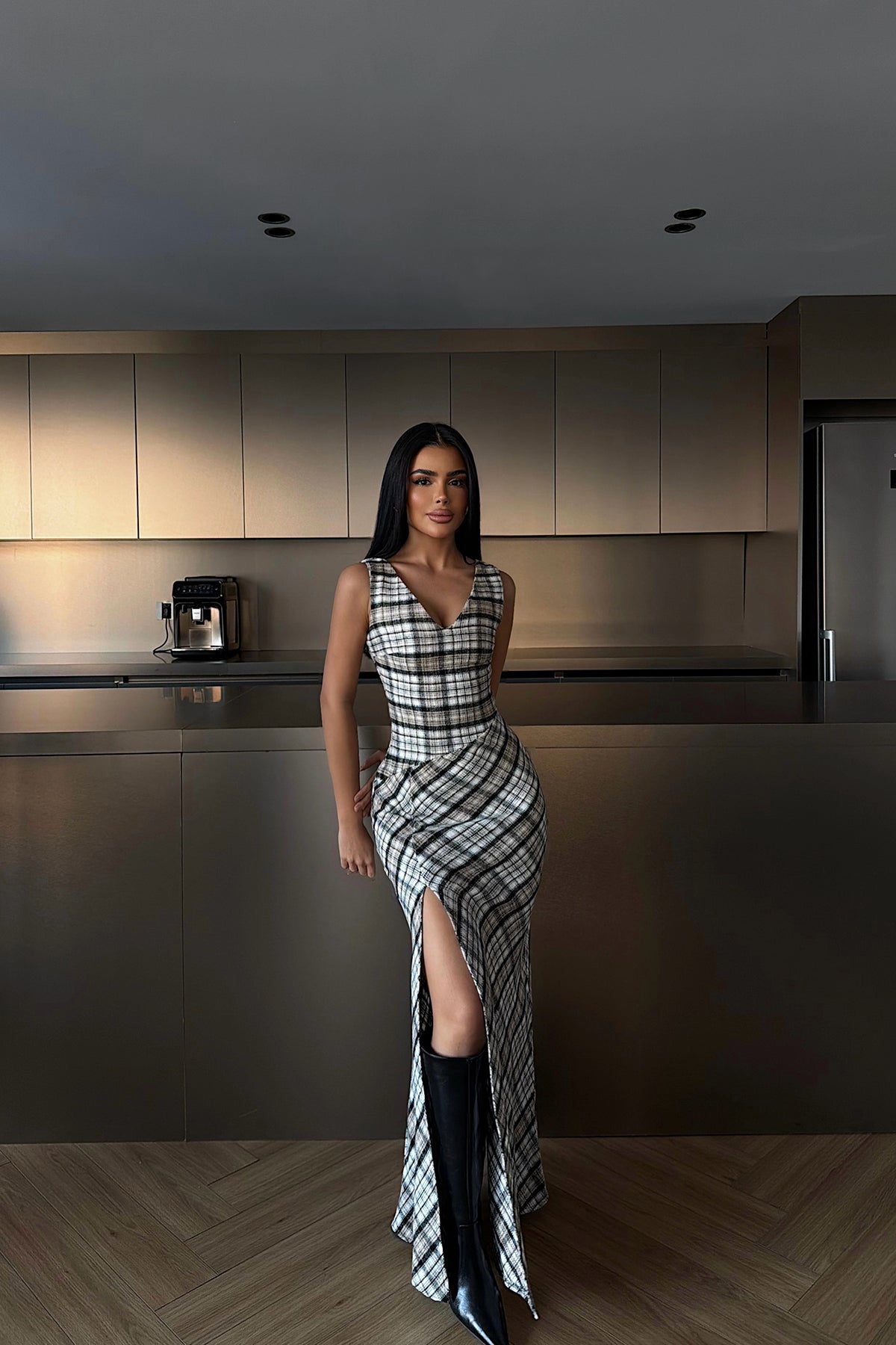 Briar Yırtmaçlı Ekose Uzun Elbise ATE-4232