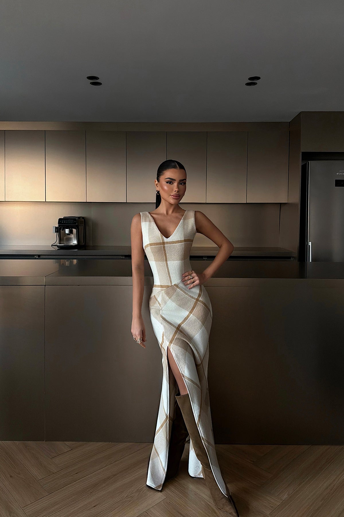 Briar Yırtmaçlı Ekose Uzun Elbise ATE-4222