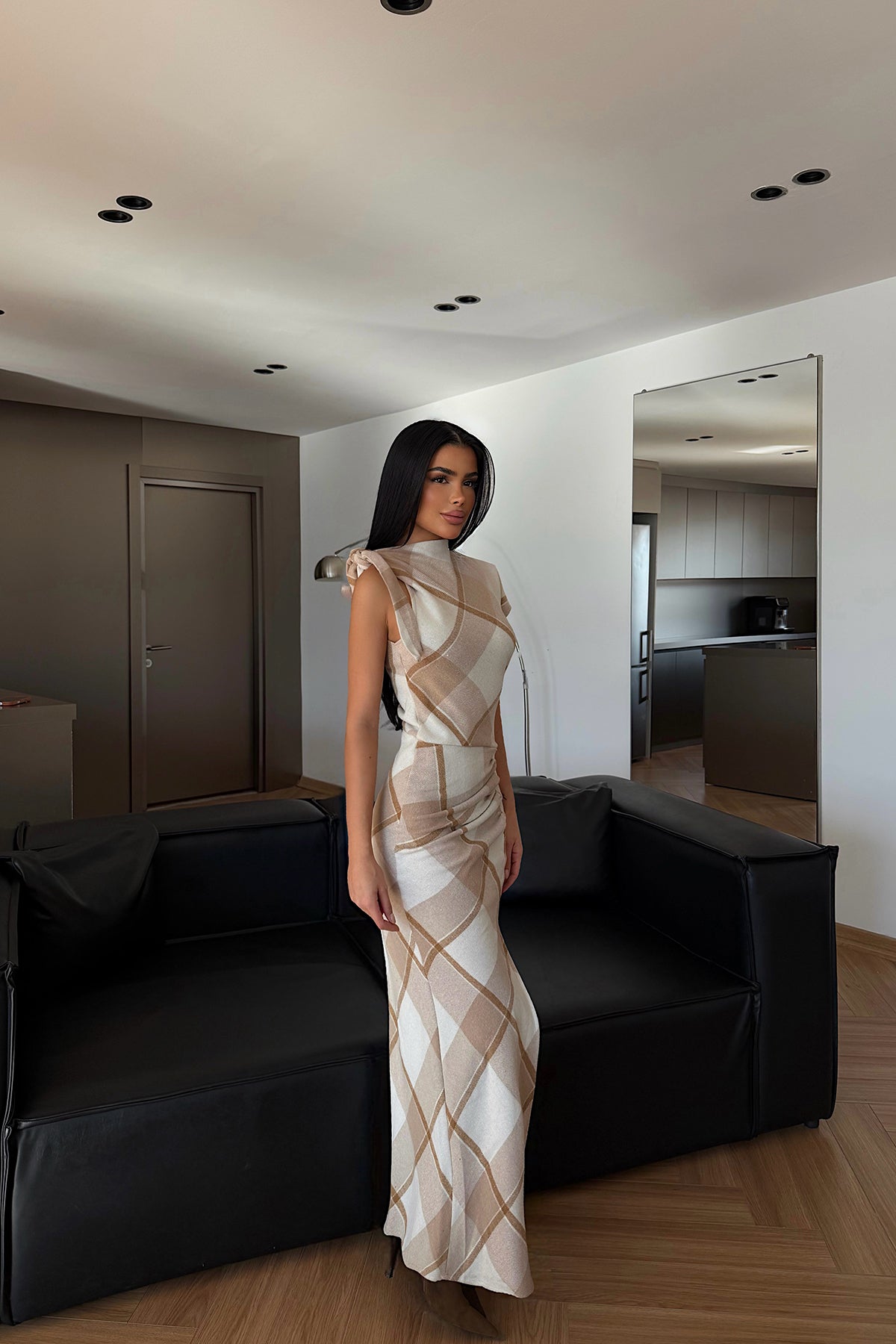 Bej Aveline Desenli Yırtmaçlı Uzun Elbise ATE-4218