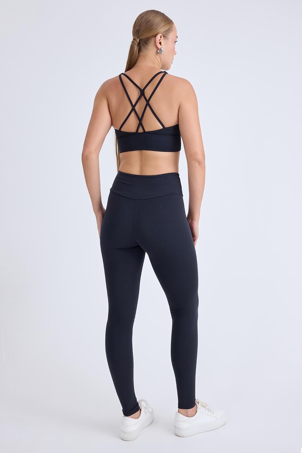 Beli Lastikli Spor Tayt