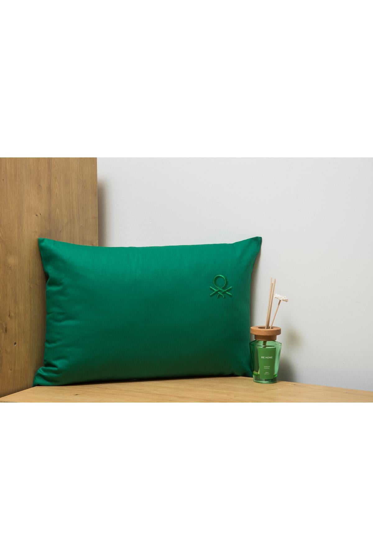 Benetton 100% Pamuk 35*50 Cm Düz Kırlent Dolu Yeşil