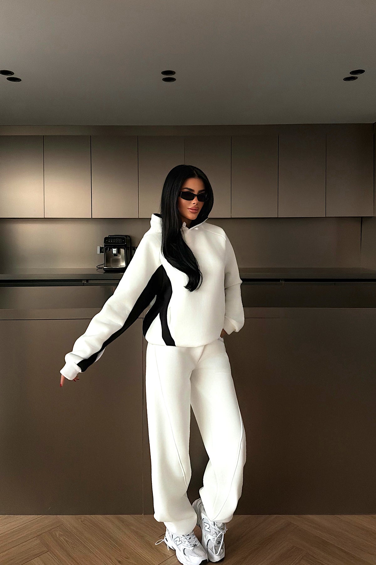 Beyaz Holly Eşofman Takımı ATE-4115