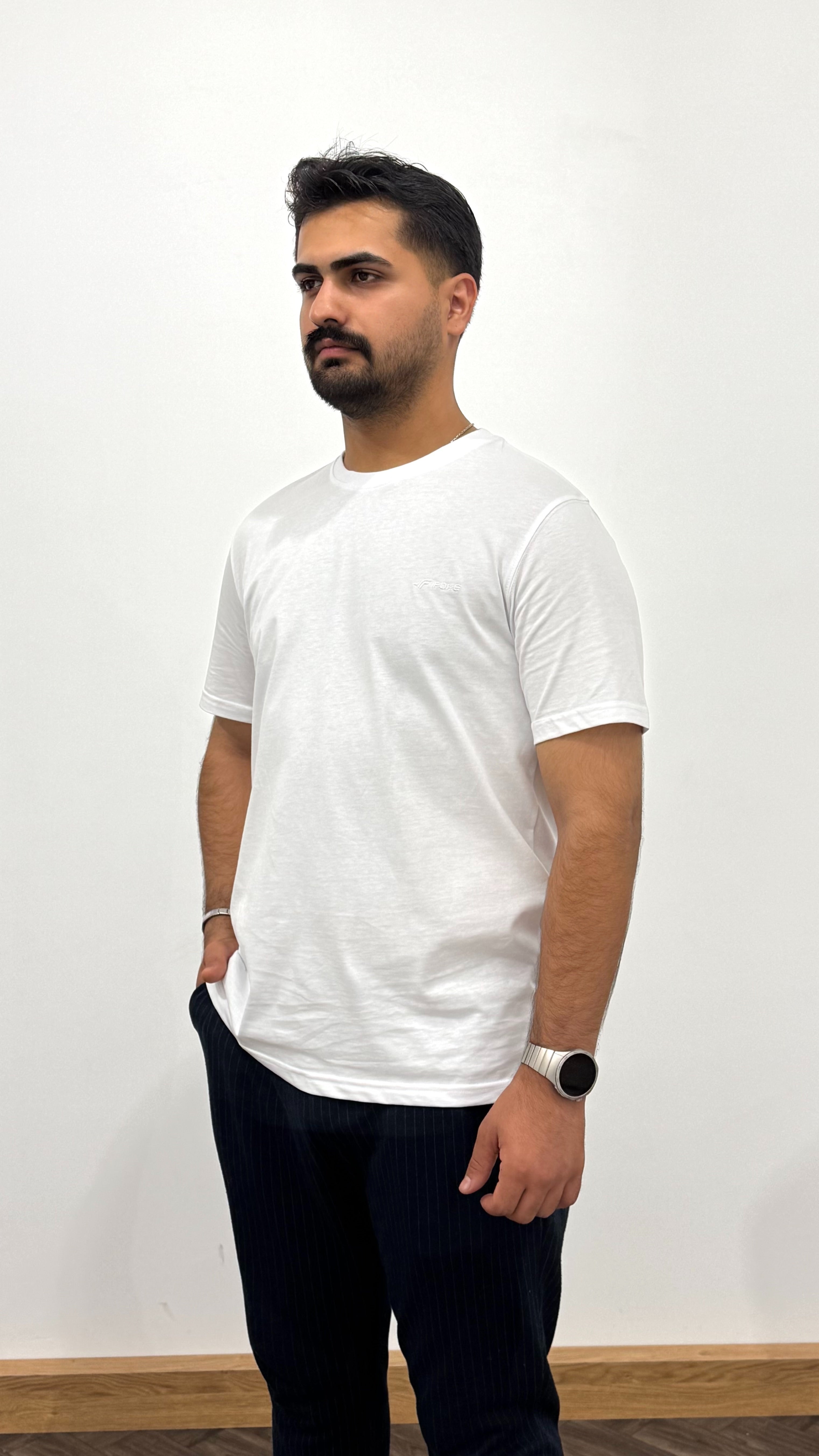 BİSİKLET YAKA NAKIŞ BASKILI TSHİRT