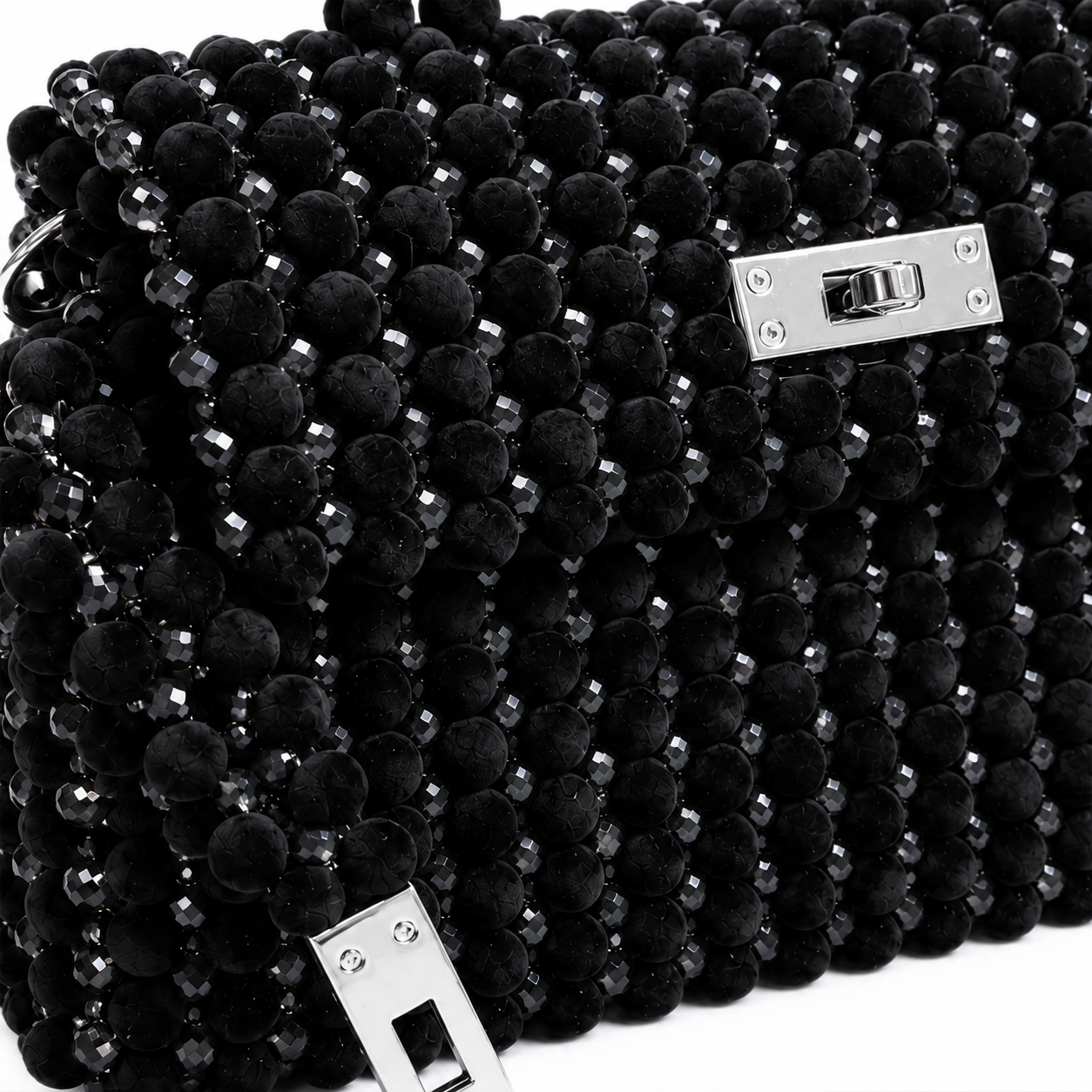 Velis Ebony