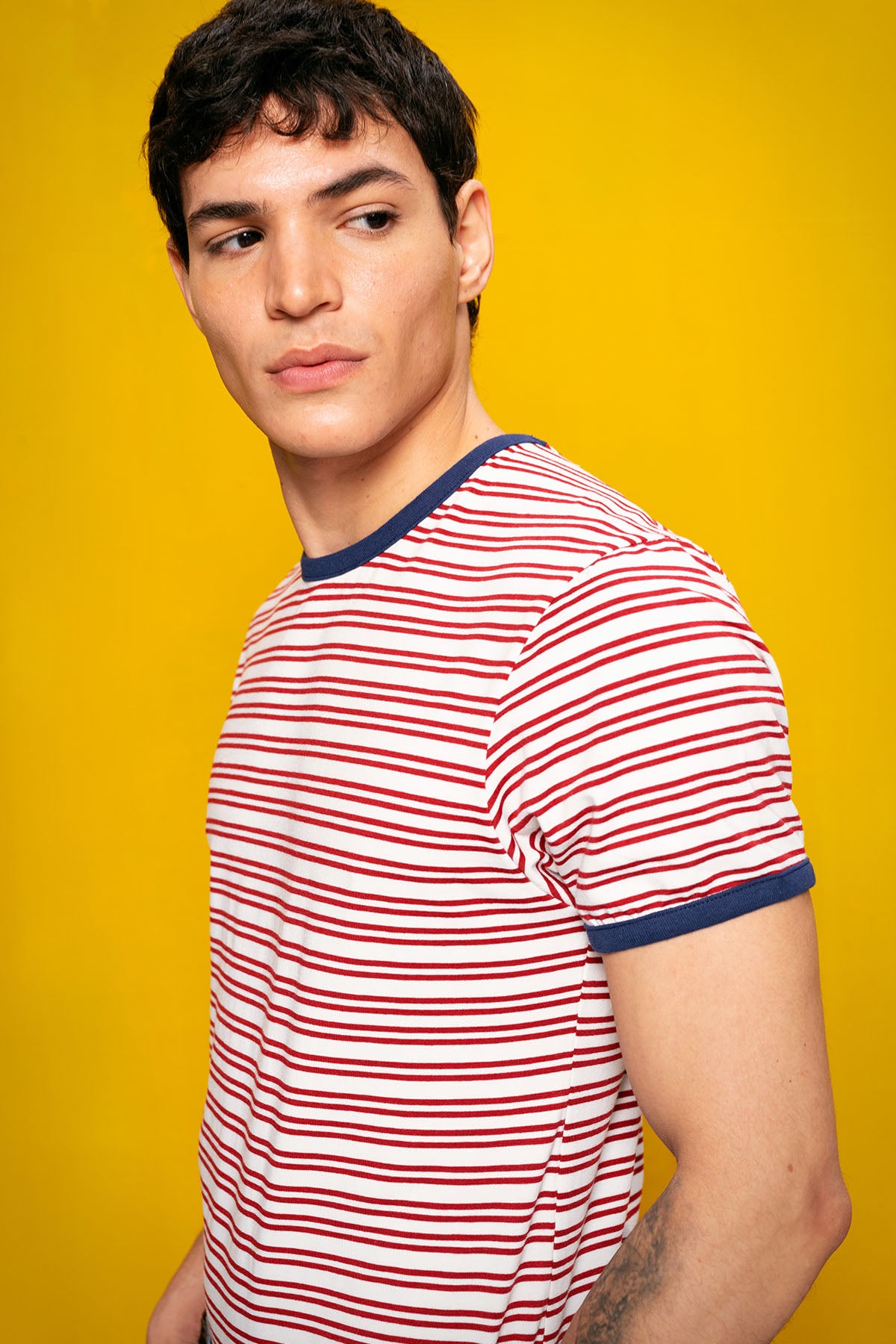 ÇİZGİLİ DAR KESİM BORDO T-SHIRT