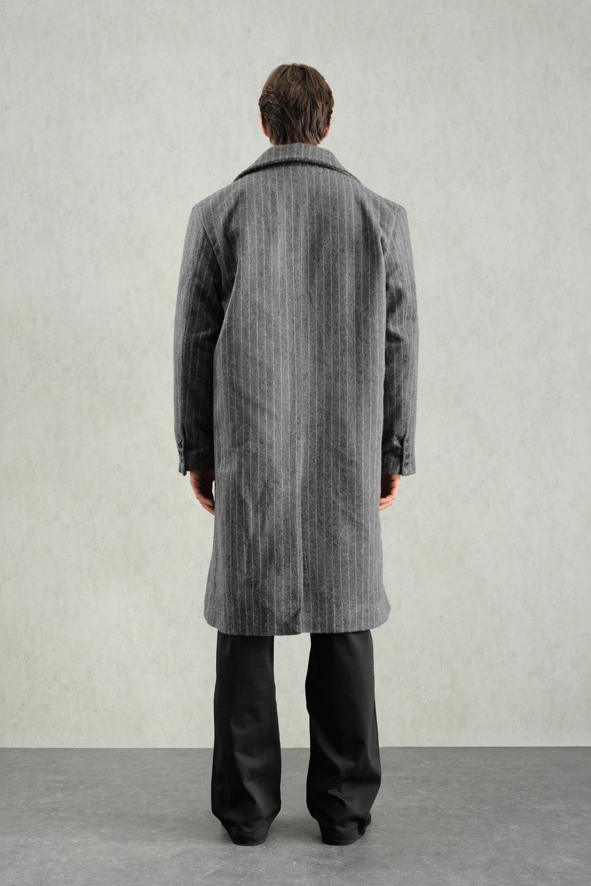 ÇİZGİLİ KAŞE GRİ KABAN