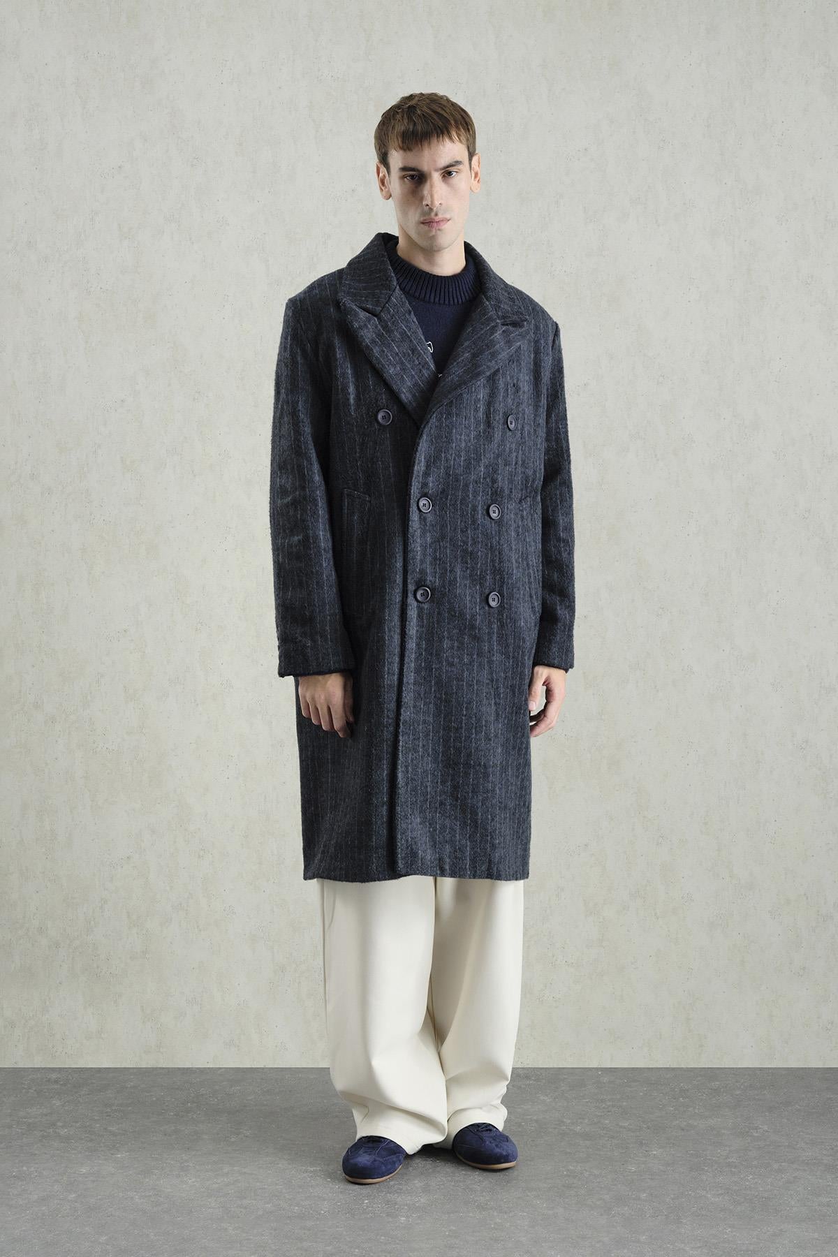 ÇİZGİLİ KAŞE LACİVERT KABAN