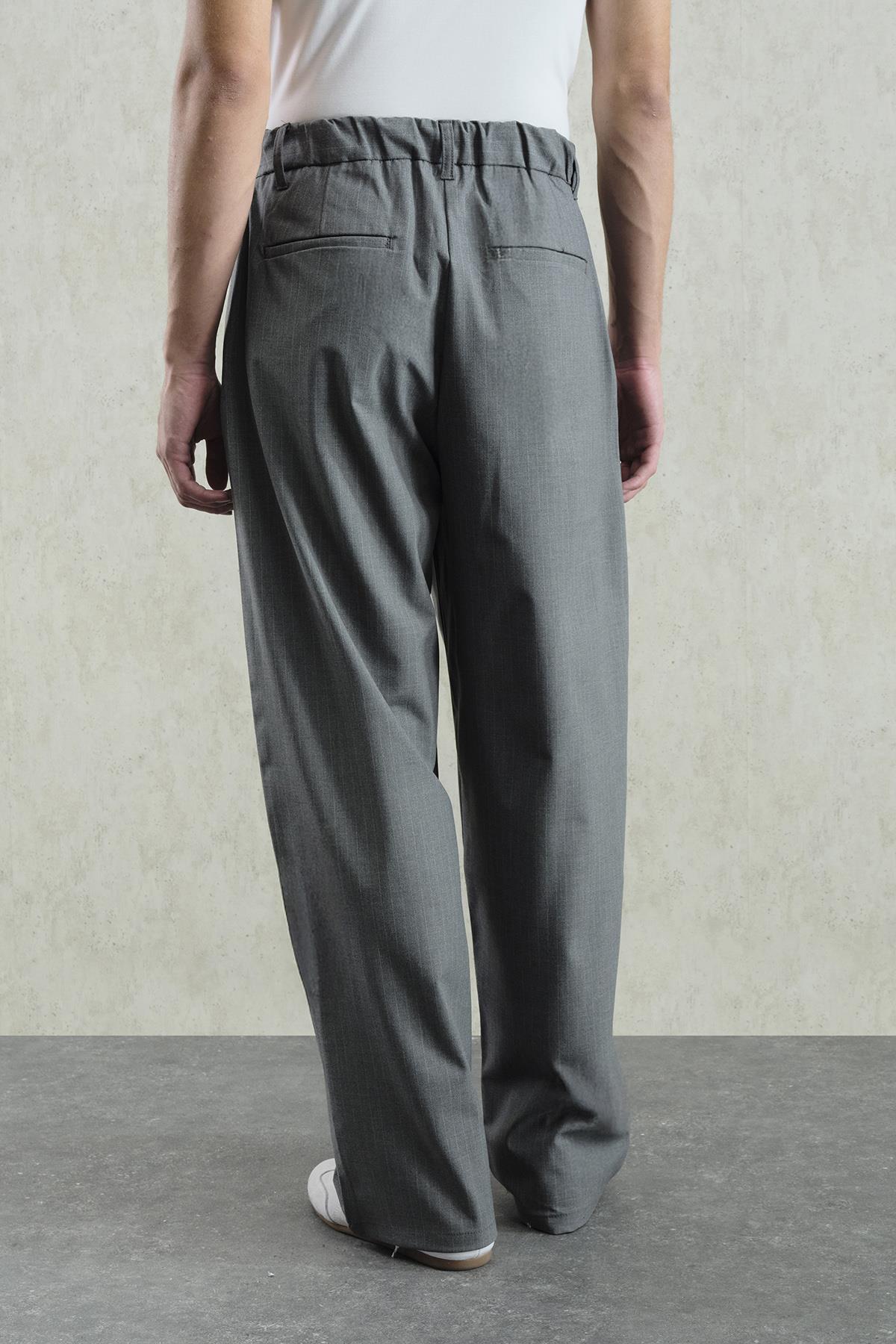 ÇİZGİLİ KLASİK PİLİLİ GRİ PANTOLON