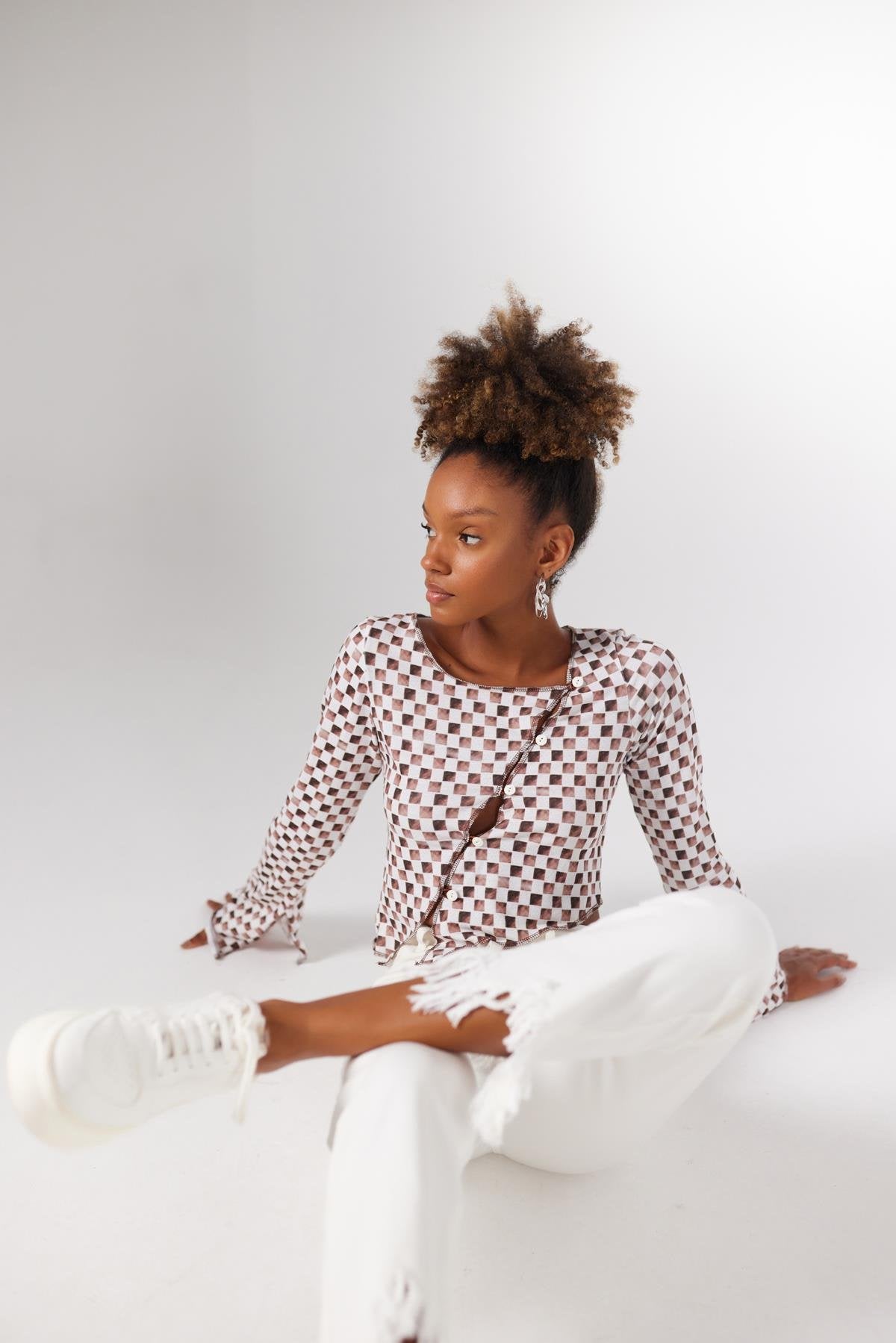 Kadın Kahverengi Damalı Düğme Kapamalı Pierre Bluz