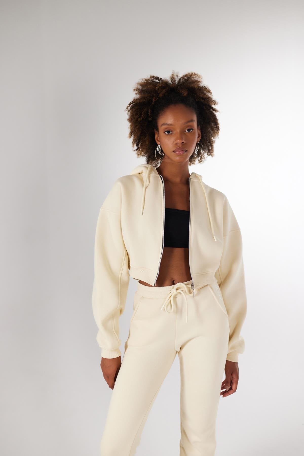 Kadın Bej Kapüşonlu Uzun Kol Fermuarlı Crop Mixed Sweat Bej L