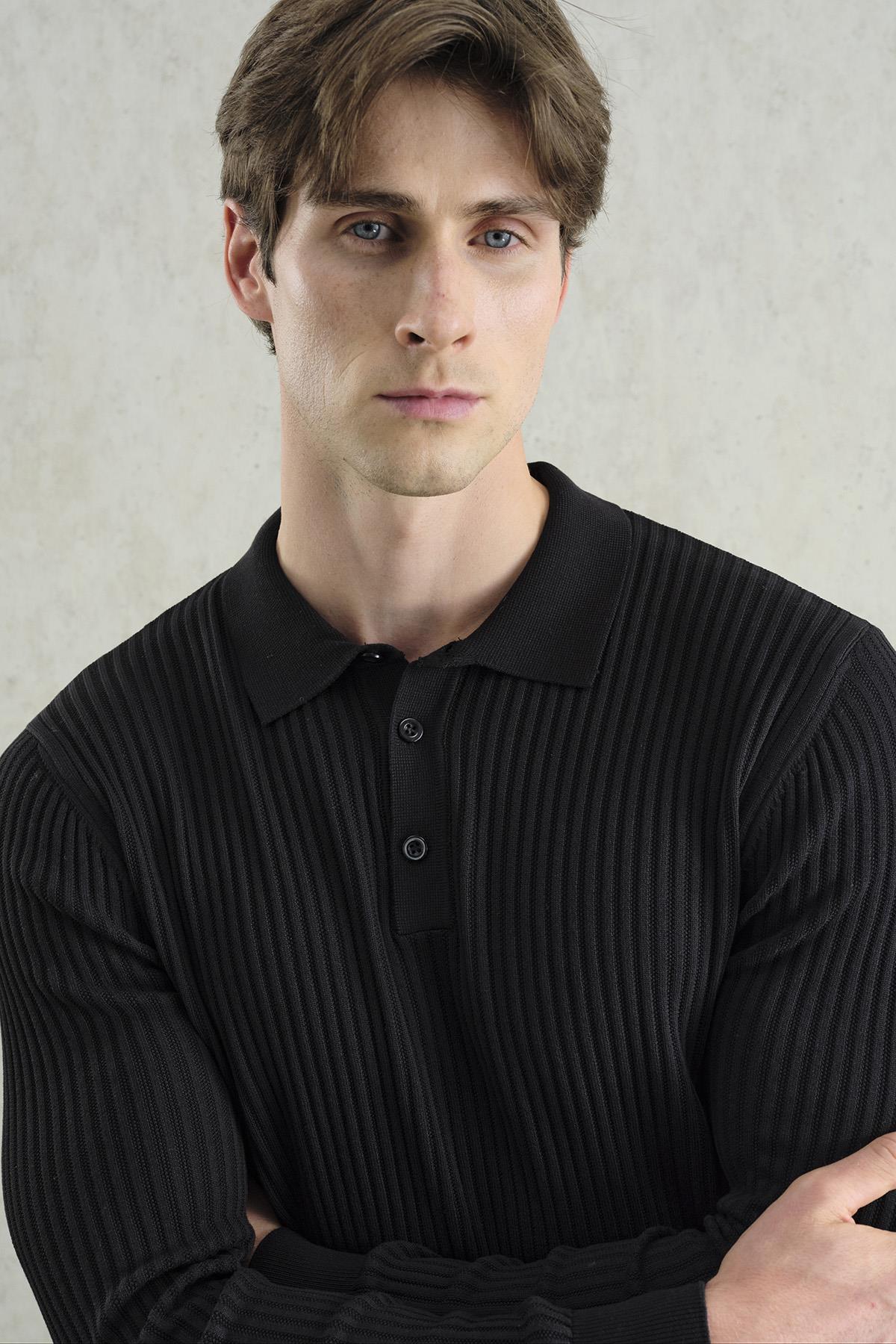 DAR KESİM DÜĞMELİ SİYAH POLO YAKA TRİKO