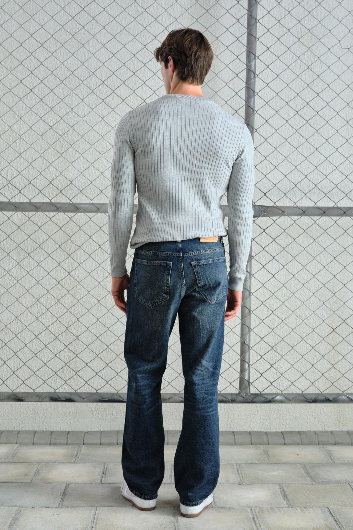 DAR KESİM DÜĞMELİ GRİ TRİKO