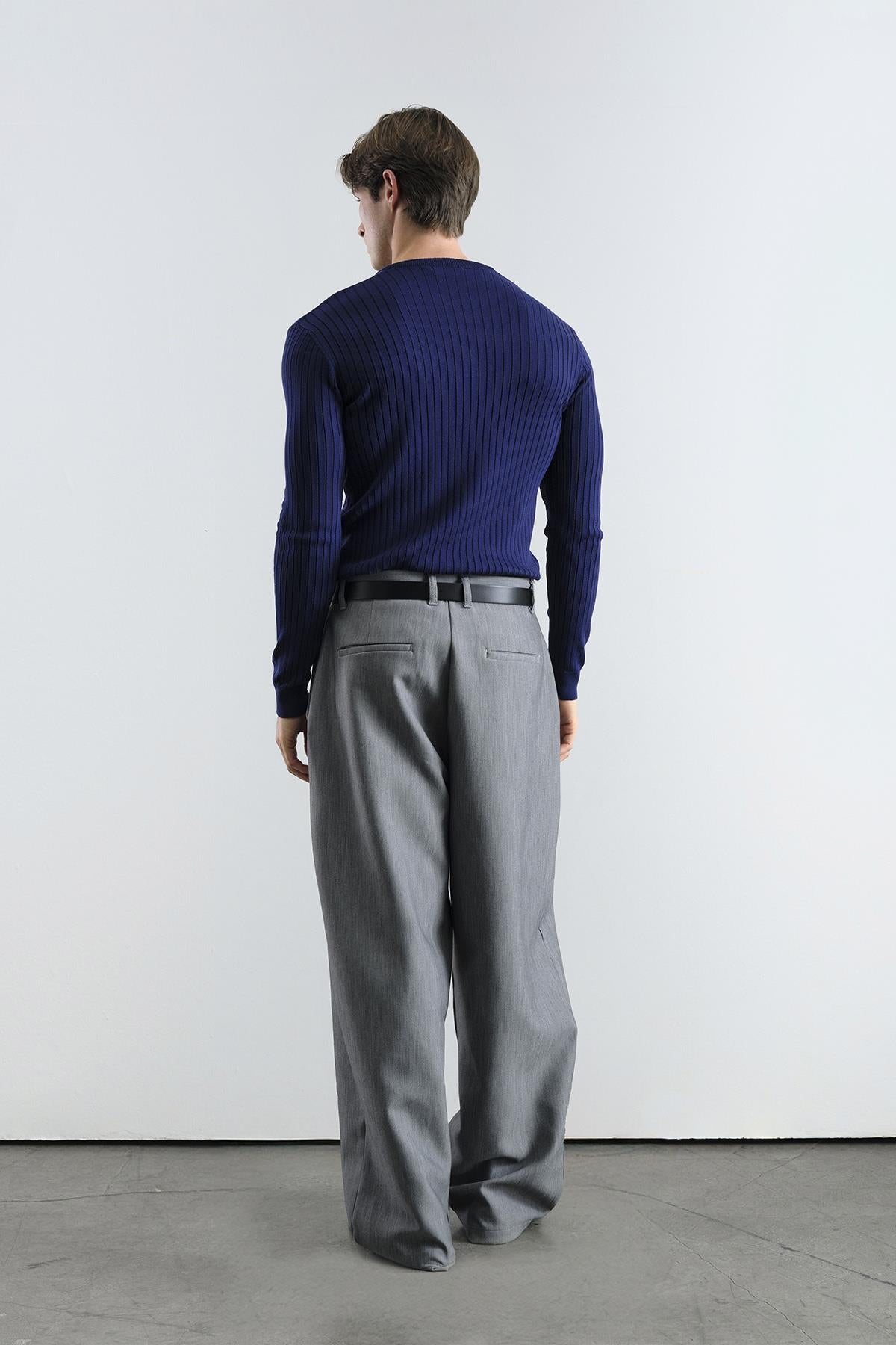 DAR KESİM DÜĞMELİ LACİVERT TRİKO