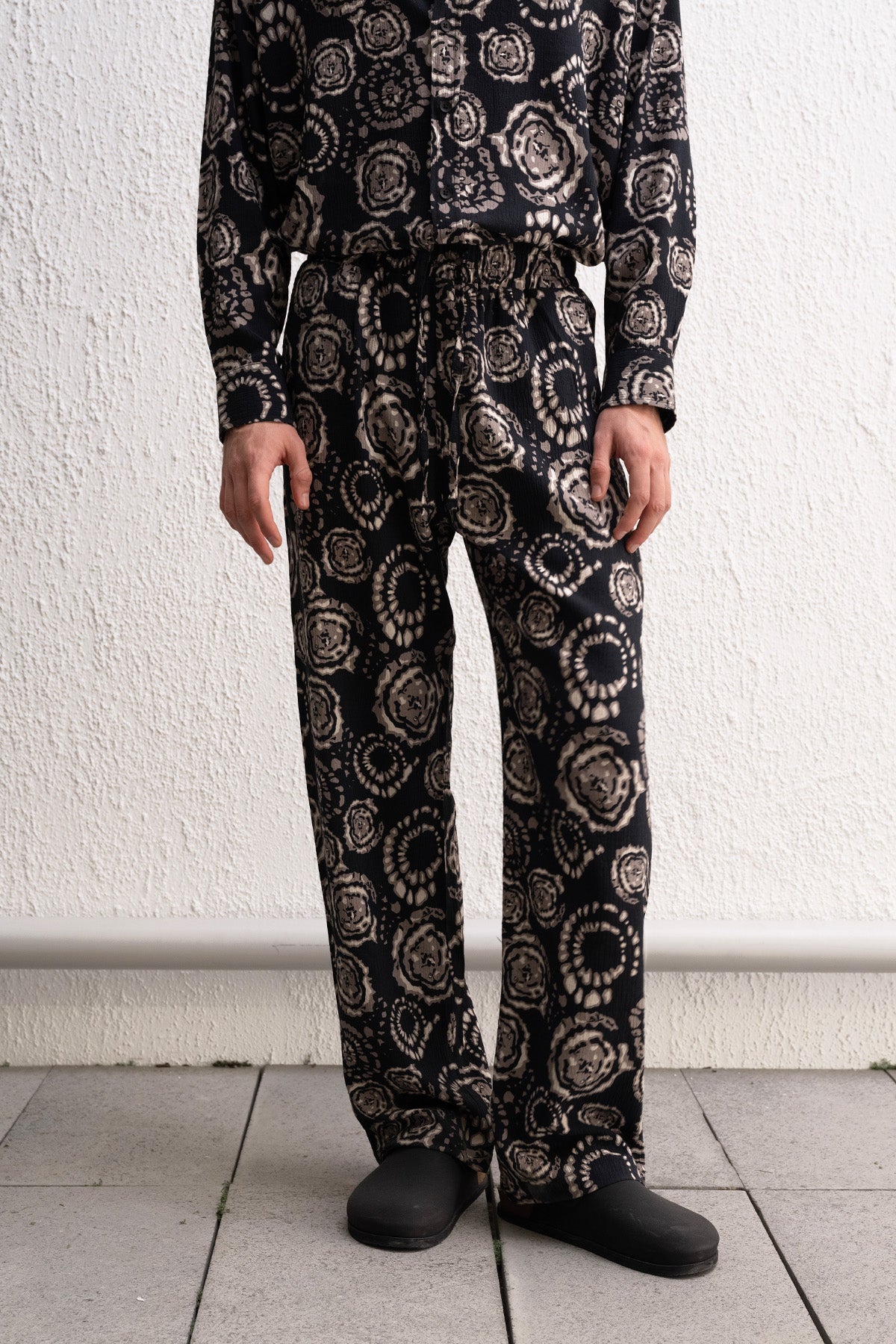 DESENLİ SİYAH PANTOLON - SİYAH M
