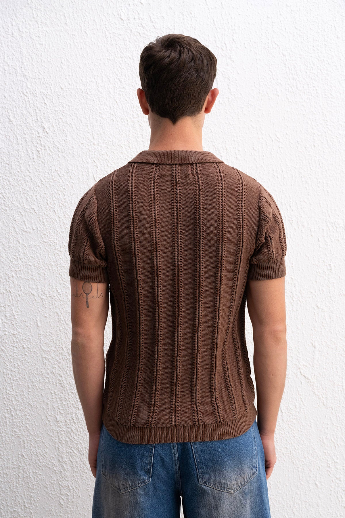 DOKULU POLO YAKA TRİKO KAHVERENGİ T-SHIRT - KAHVERENGİ L