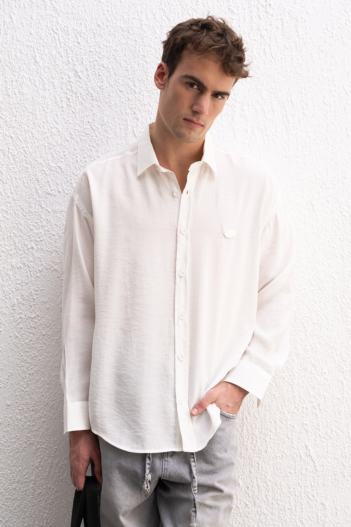 OVERSIZE MODAL BEYAZ GÖMLEK