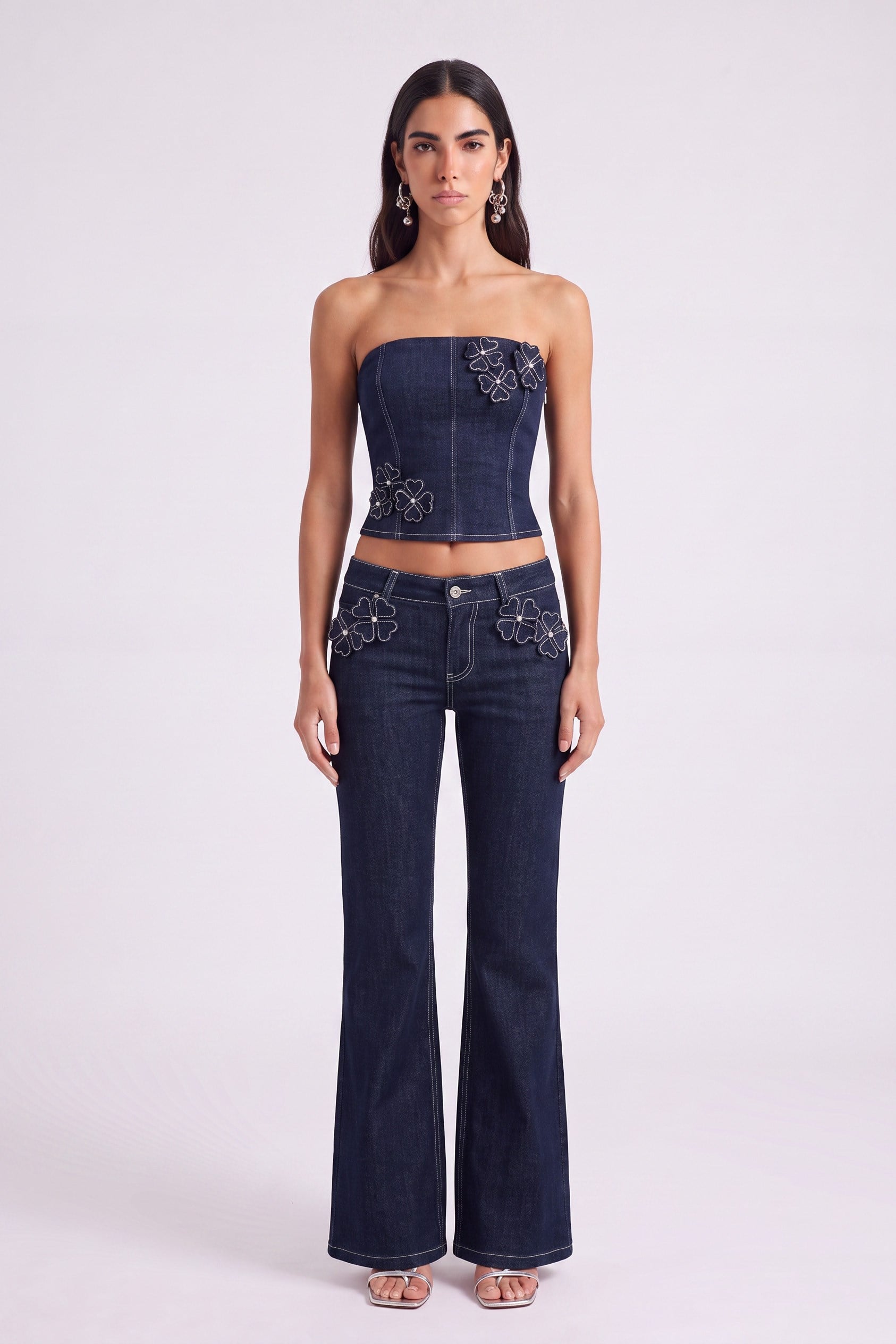 Çiçek Detaylı Düşük Bel Flare Clover Jean Pantolon Lacivert