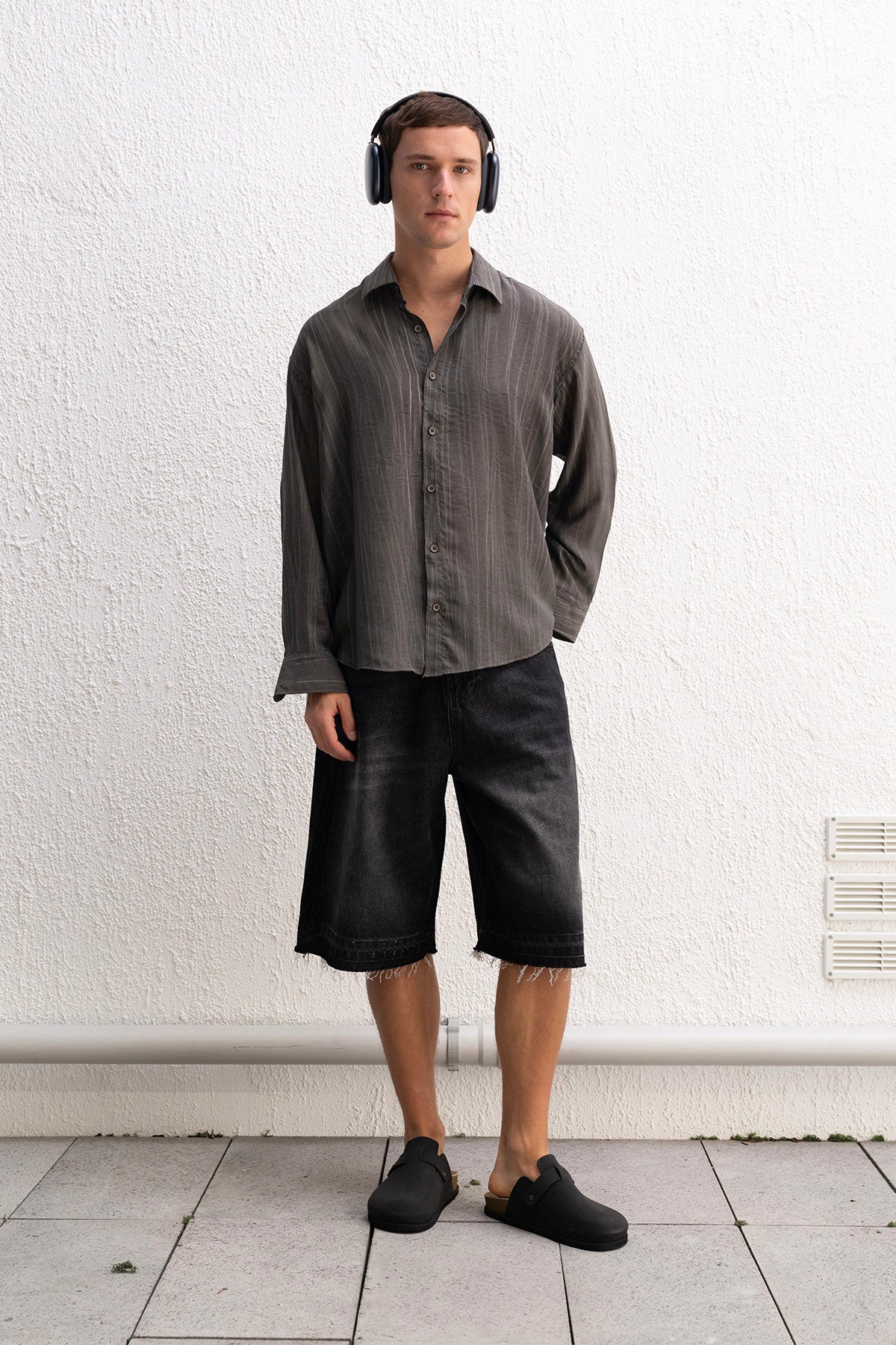 EFEKTLİ DÖKÜMLÜ ANTRASİT GÖMLEK