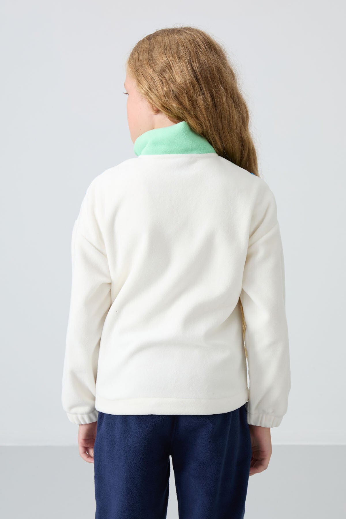 Ekru Kalın Yumuşak Dokulu Oversize Nakışlı Polar Kız Çocuk Sweatshirt - 75153