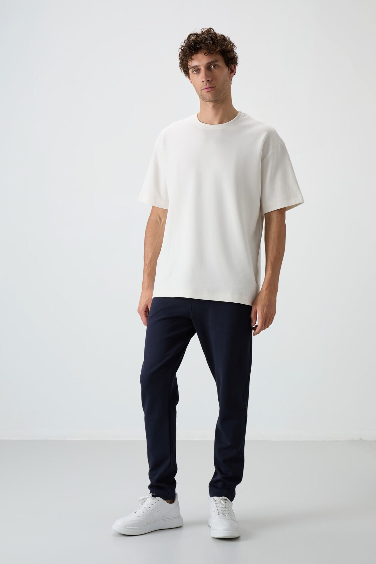 Ekru - Lacivert Pamuklu Kalın Yumuşak Dokulu Oversize Fit Basic Erkek Eşofman Takım - 85251
